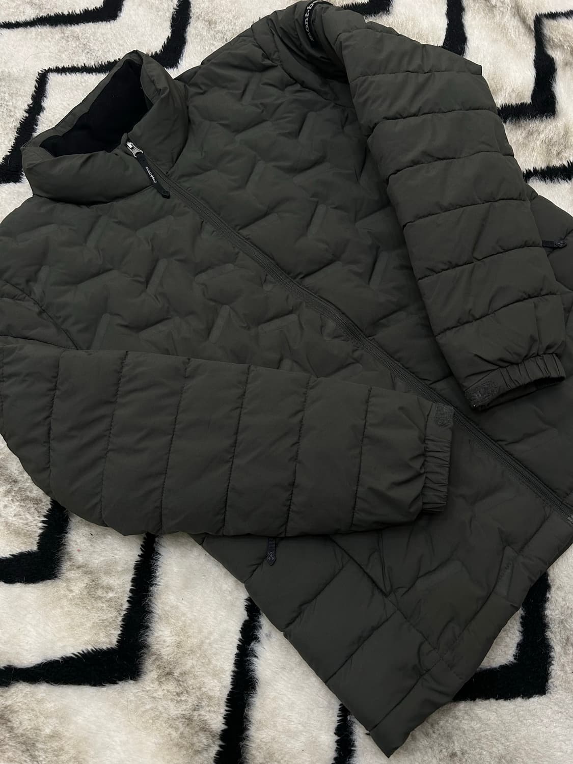 [L]몽벨 튜브테크 중경량 패딩/카키 상품이미지2