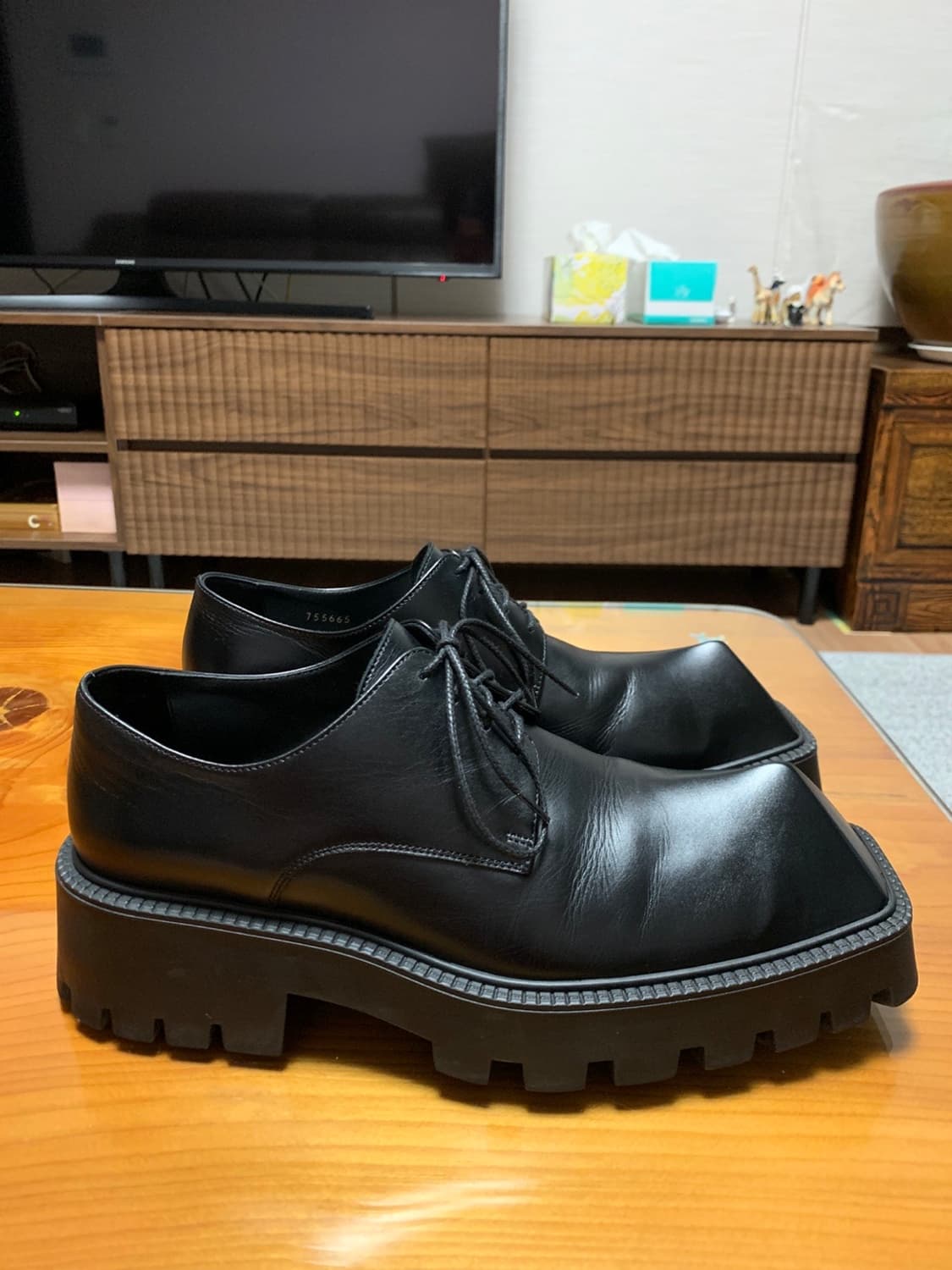 발렌시아가 라이노 더비 42사이즈 상품이미지3