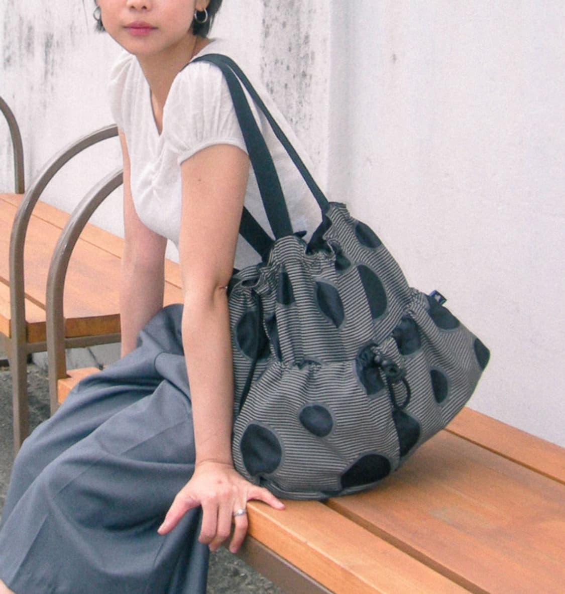 캔버스가든 땡땡이 스트링 숄더백 상품이미지2