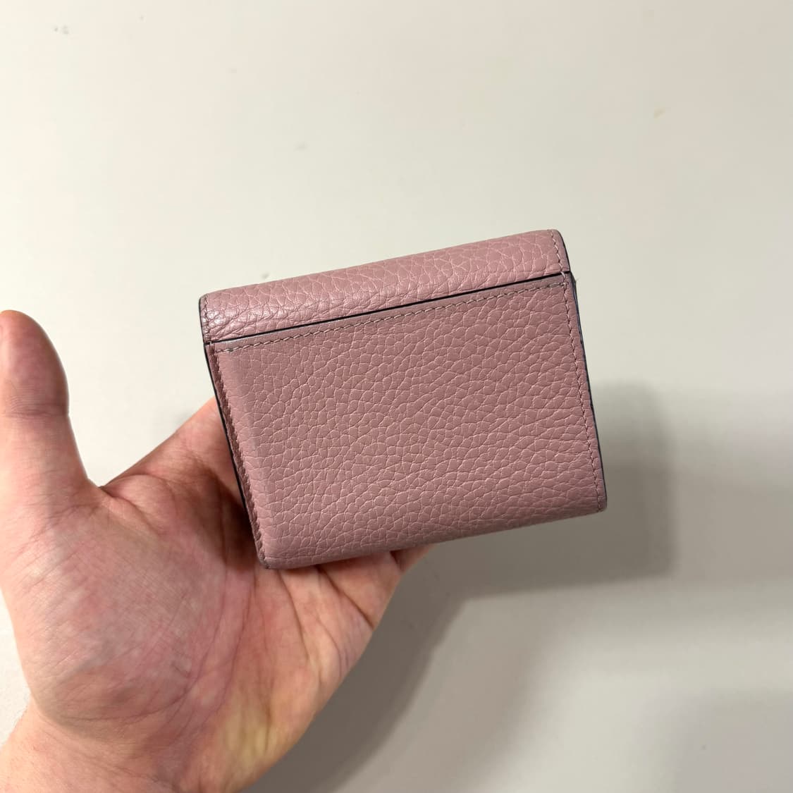 [정품/당일출고]루이비통 카퓌신 여성 반지갑 상품이미지2