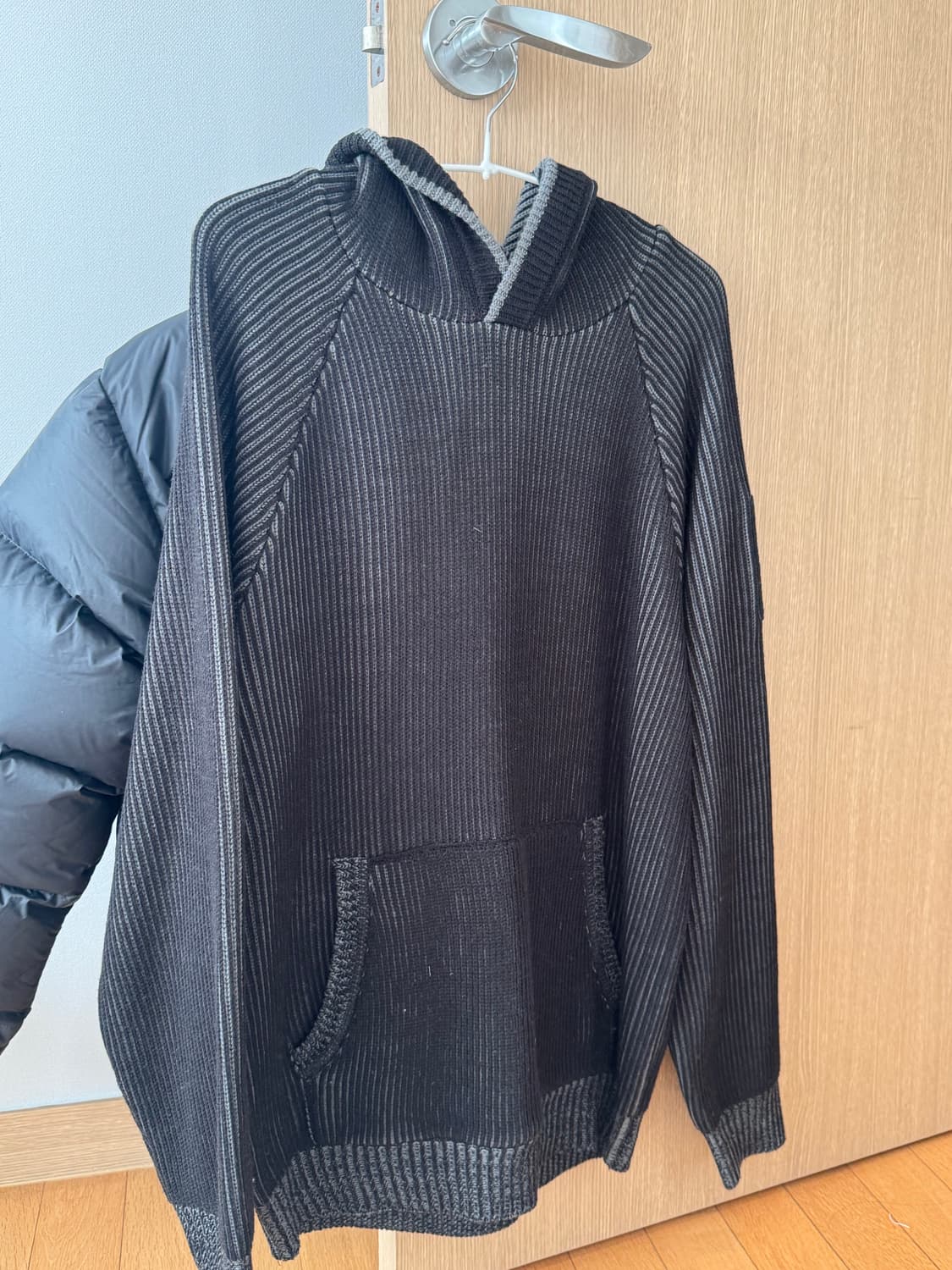 산산기어 후디드 니트 블랙 23FW 상품이미지1