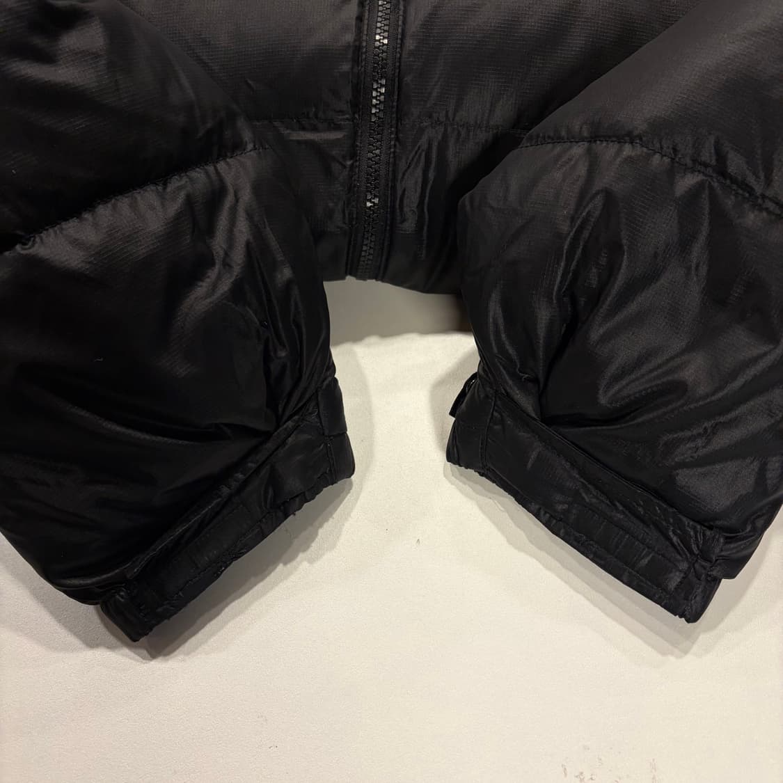 [95] 노스페이스 700 다운 블랙 패딩 점퍼 B877 상품이미지5