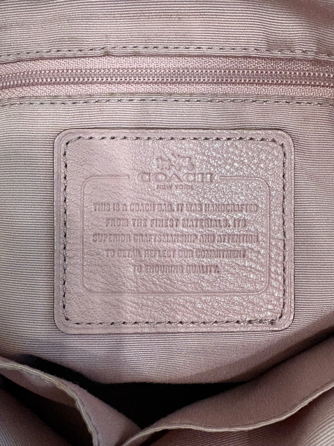 coach핑쿠토트크로스백 상품이미지8