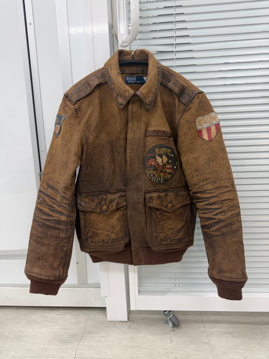 폴로 A2 자켓 플라잉 타이거 M 사이즈 신형 새거 판매합니다(택 달림) 상품이미지2