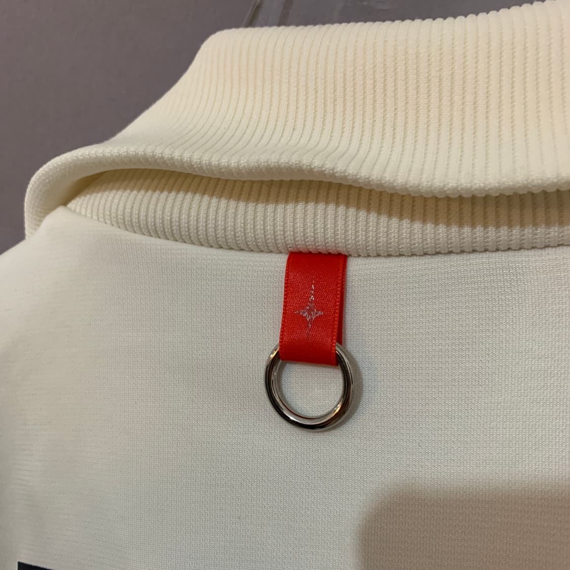 M 아디다스 DESAFI 화이트 유니크 트랙탑 져지 자켓 상품이미지4