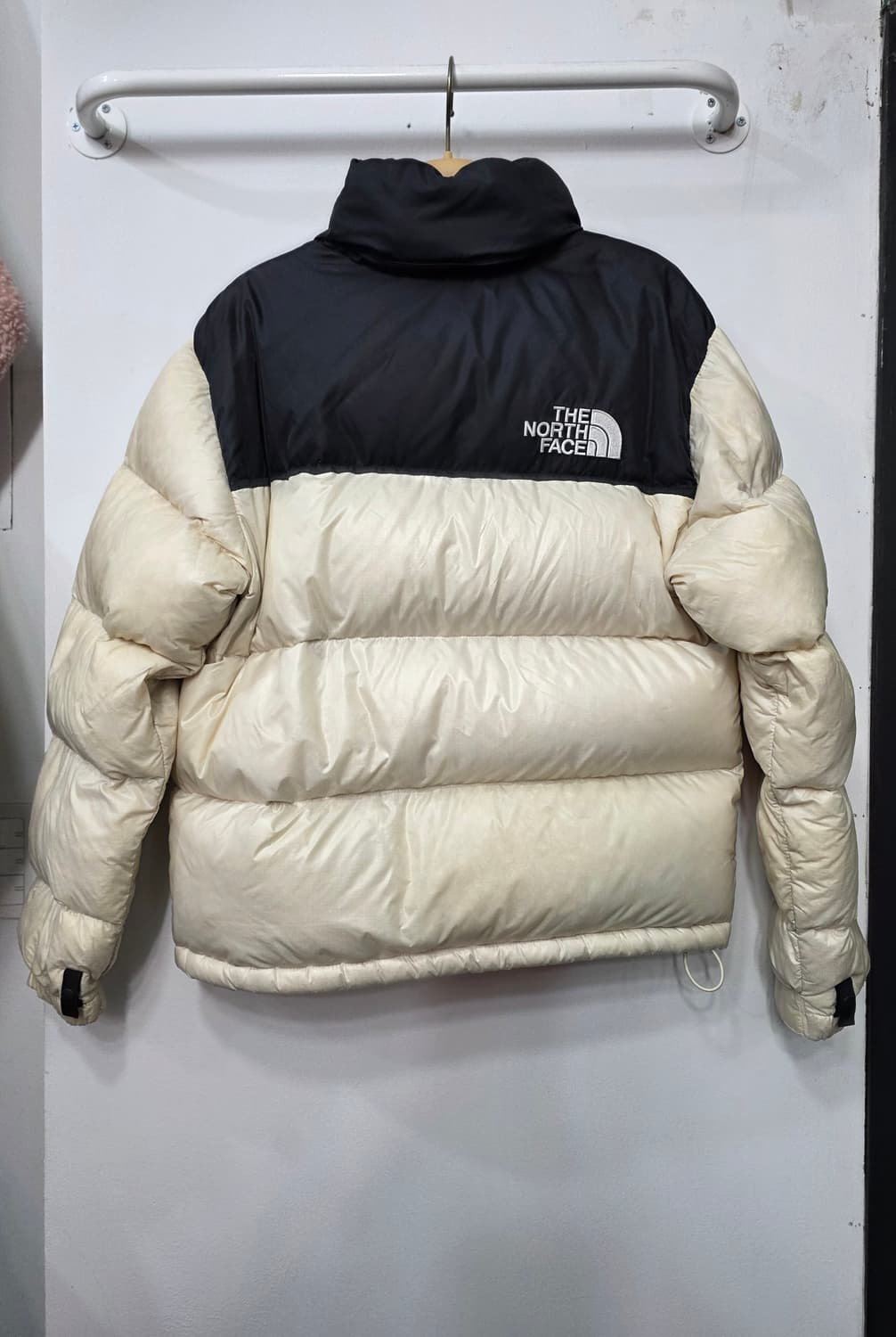 노스페이스 여성 구스 1996 에코 눕시 패딩 상품이미지2