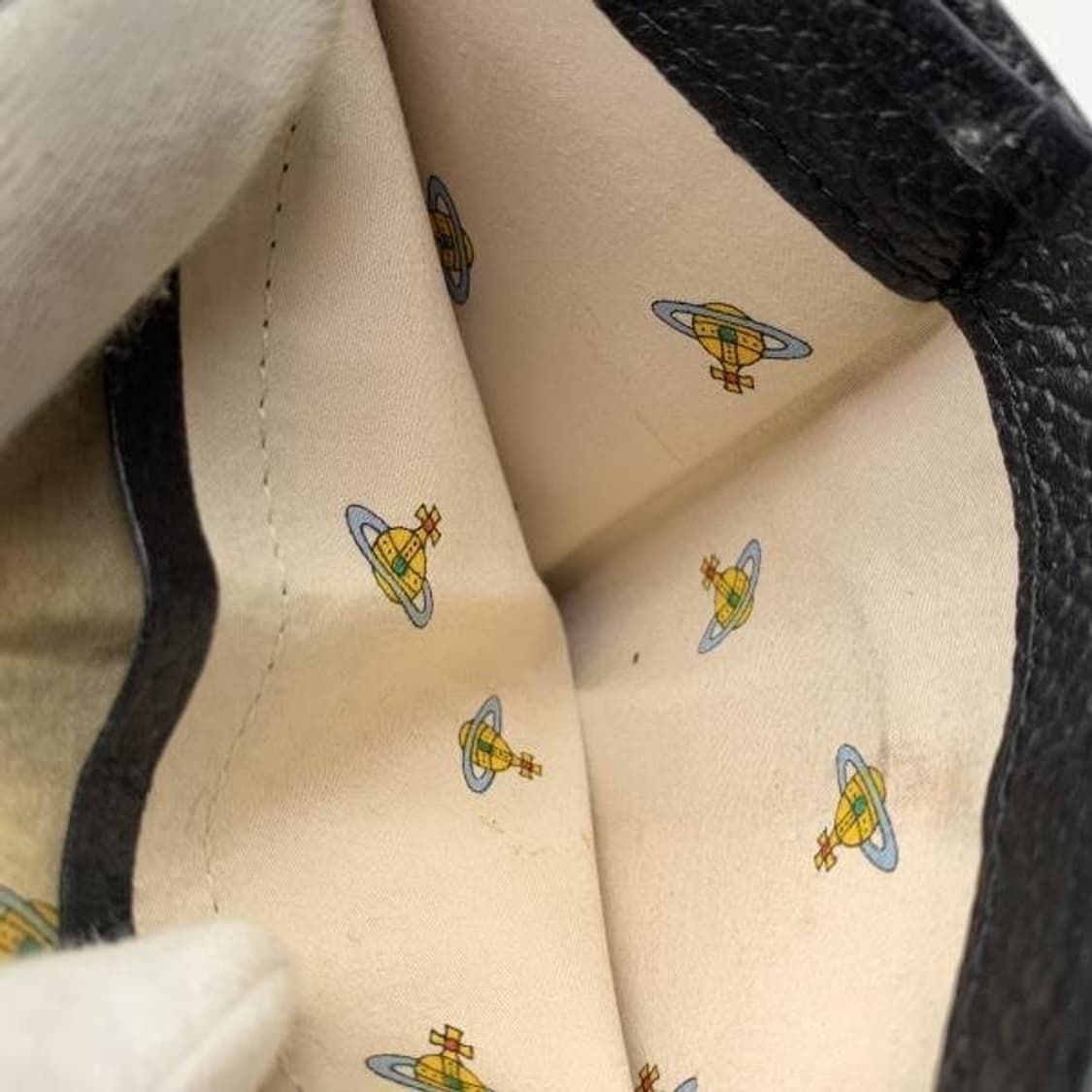 비비안 웨스트우드 레오파드 지갑 상품이미지7