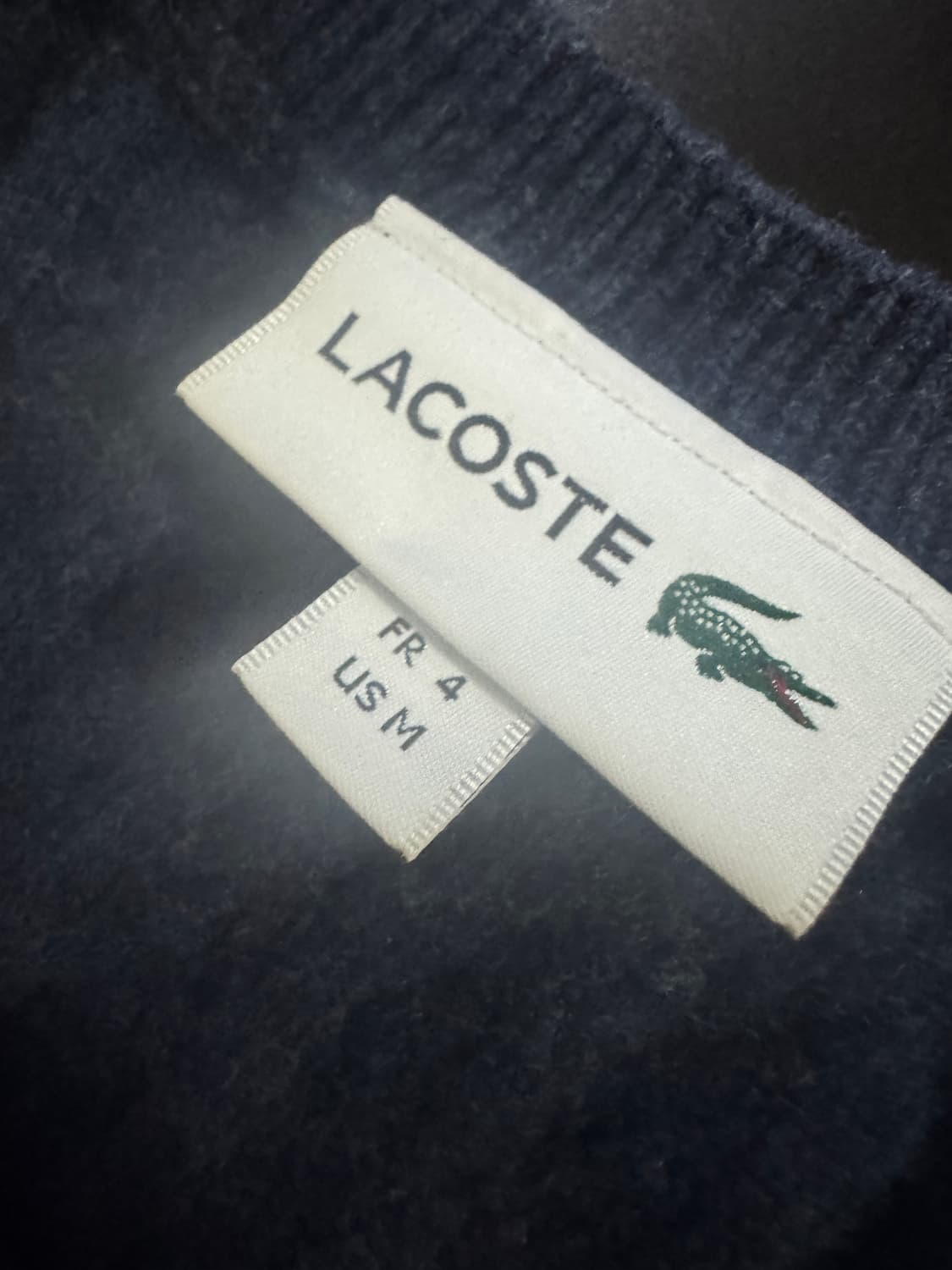 정품!! 여성 라코스테 양모 부클 꽈배기 니트 M 네이비 상품이미지3