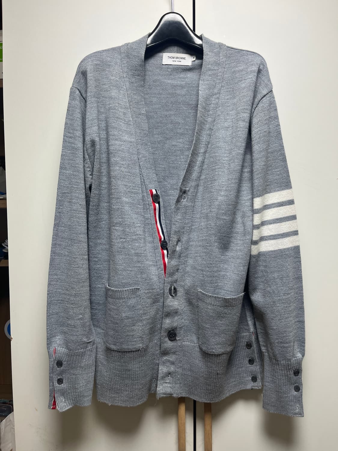 톰브라운 가디건 상품이미지2