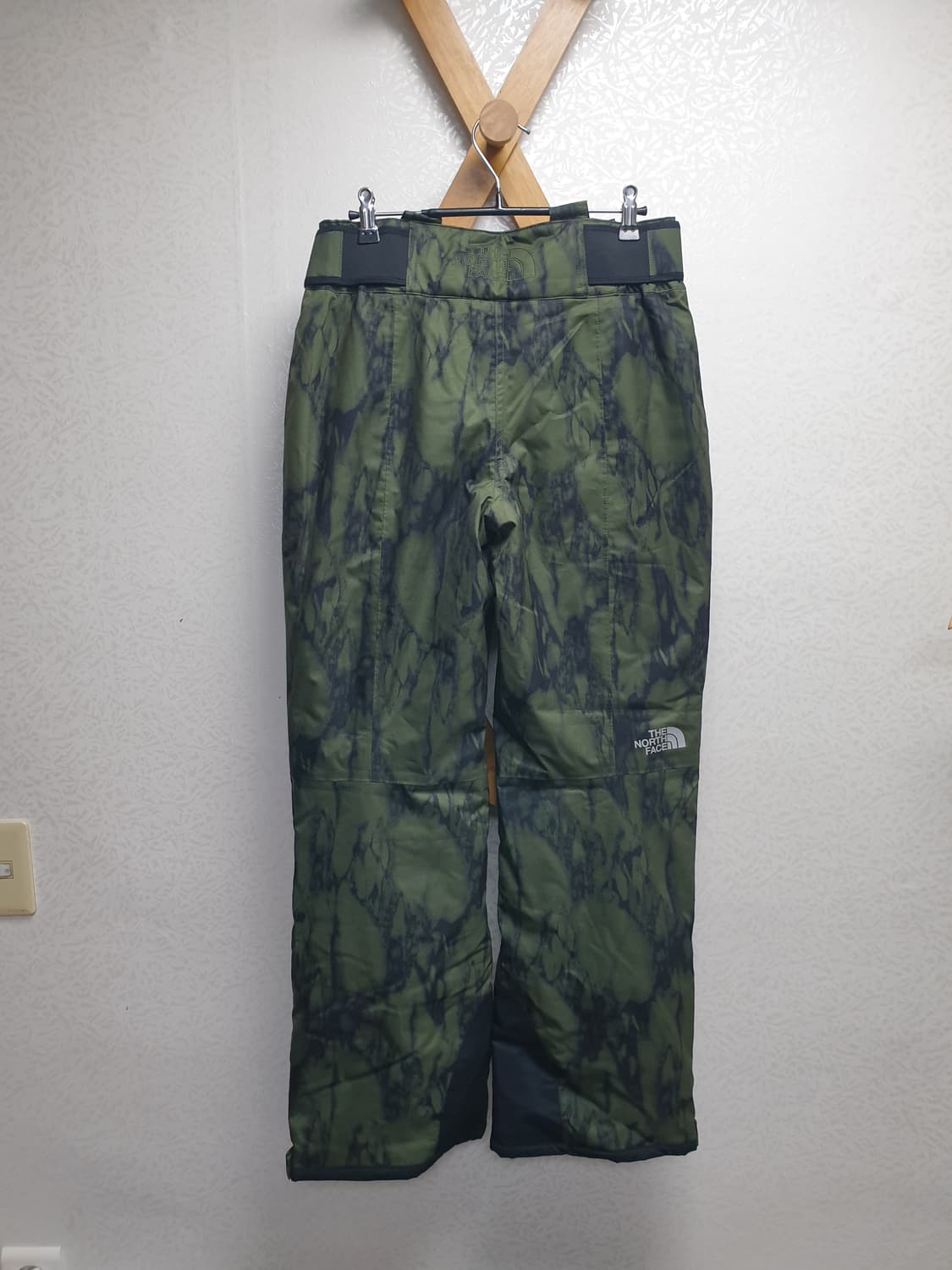 [새상품/여30] 노스페이스 카모 그래피티 스키복바지 상품이미지5