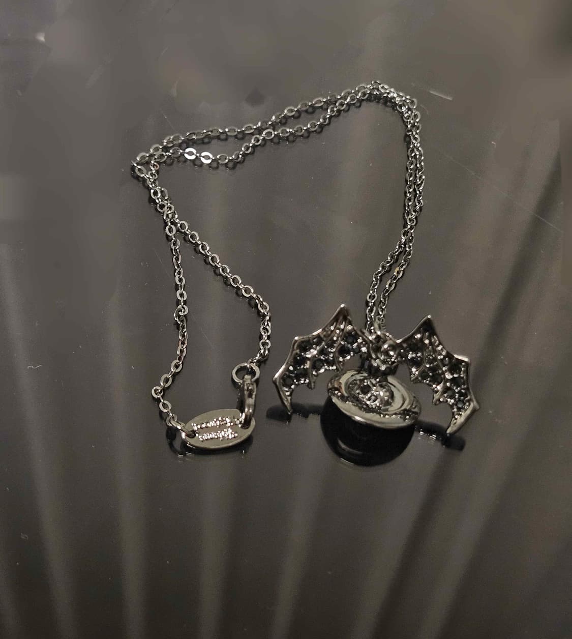 Vivienne Devil orb necklace 상품이미지1