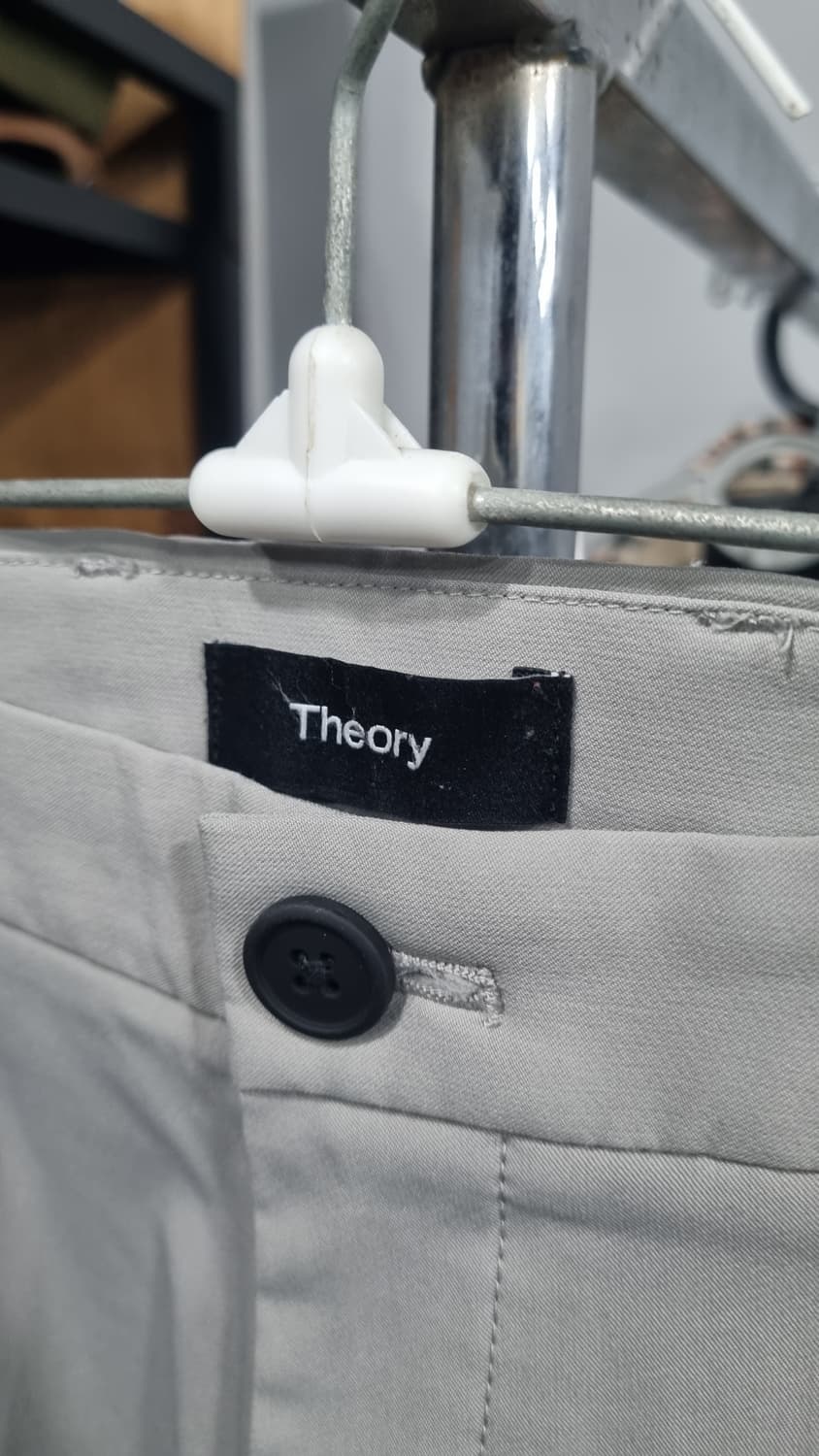 theory 띠어리 32사이즈 남성 봄바지 32사이즈 상품이미지2