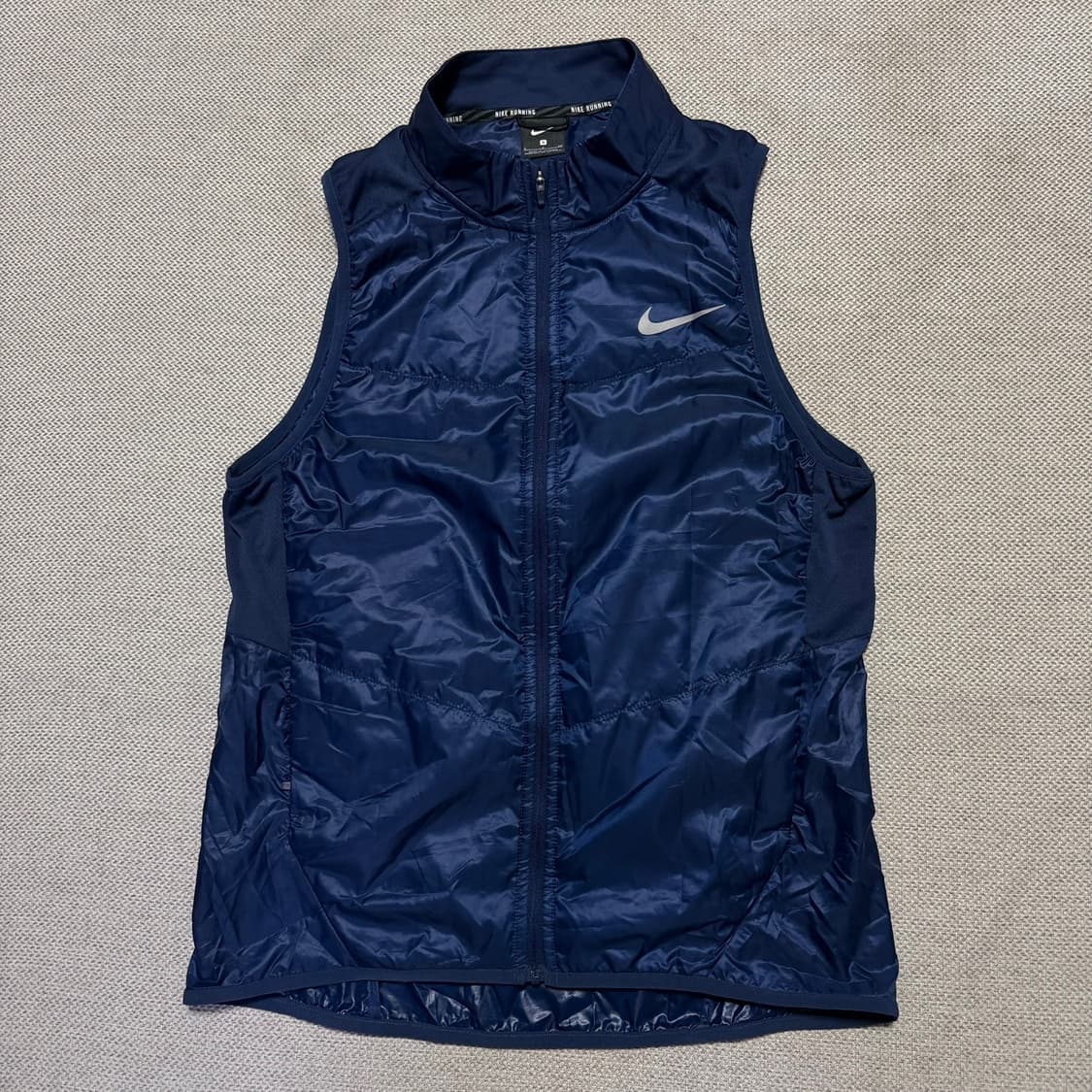 나이키 러닝 경량 패딩조끼 상품이미지1