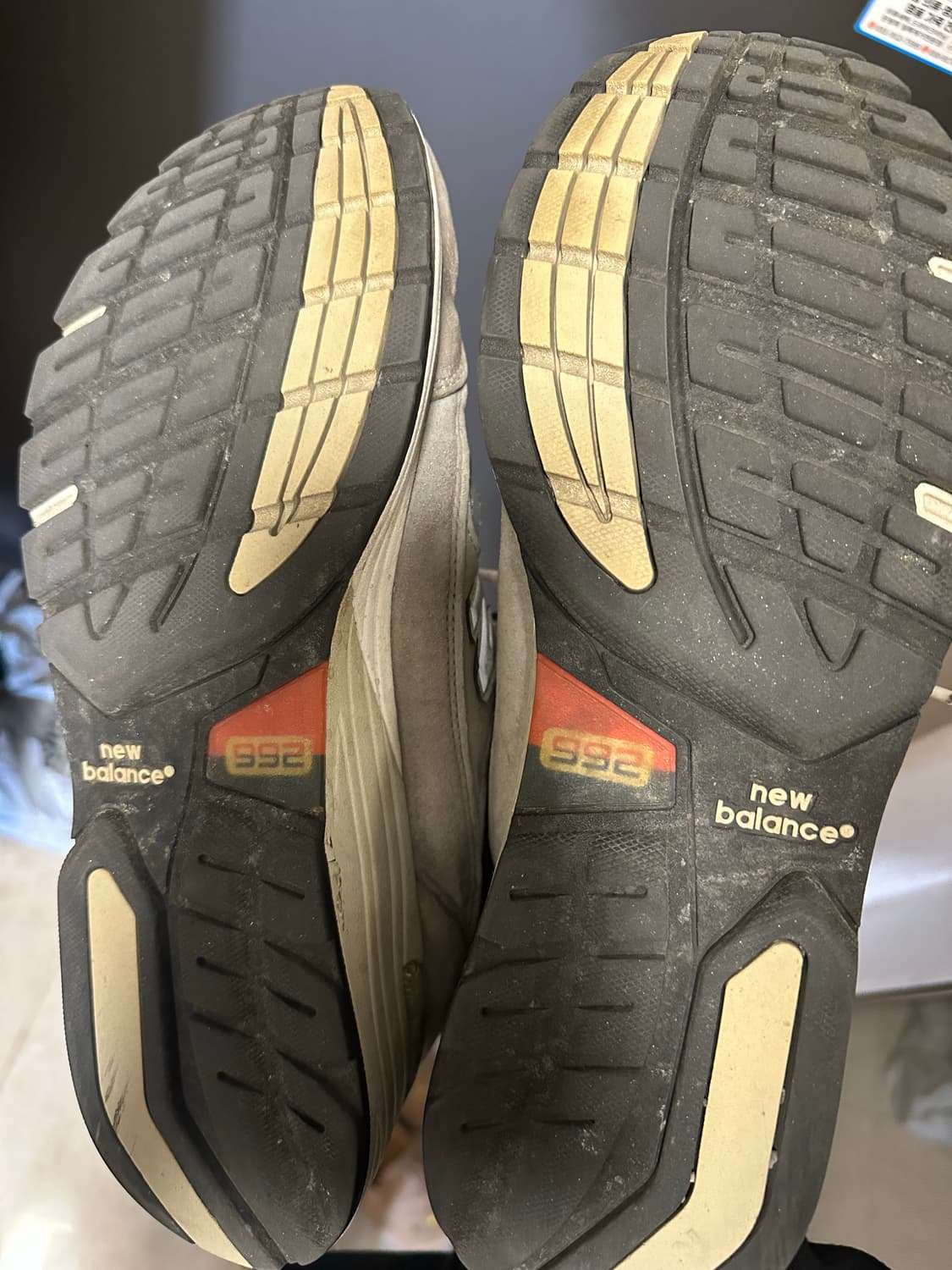 뉴발란스 992 44 280 판매힙니다 상품이미지3