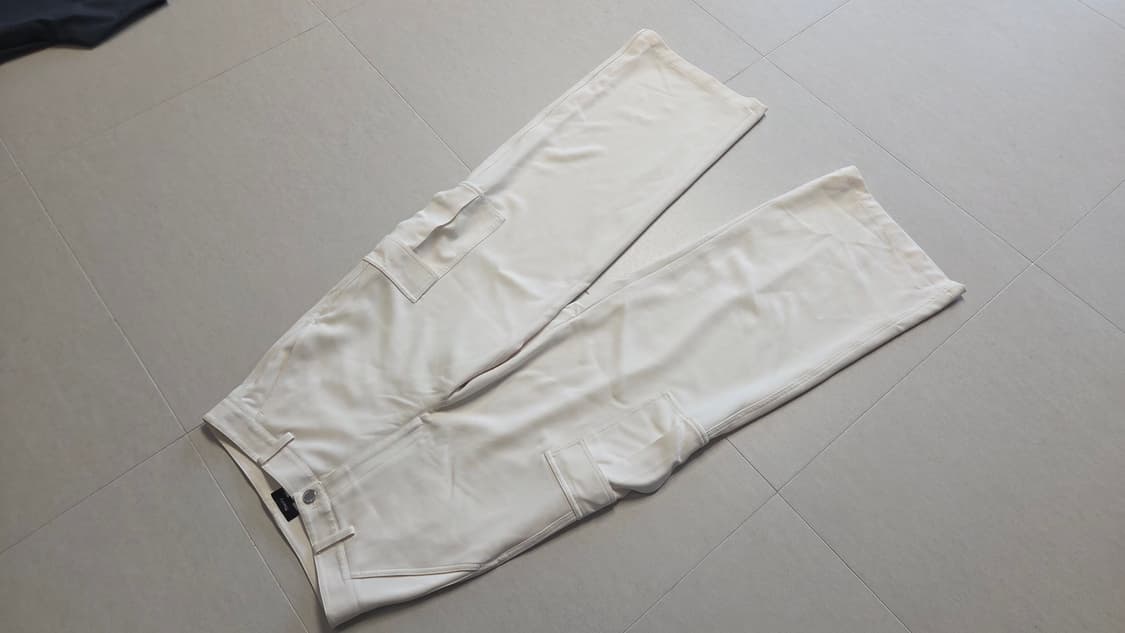 띠어리 애드미럴 크레이프 와이드 레크 카고 팬츠 상품이미지2