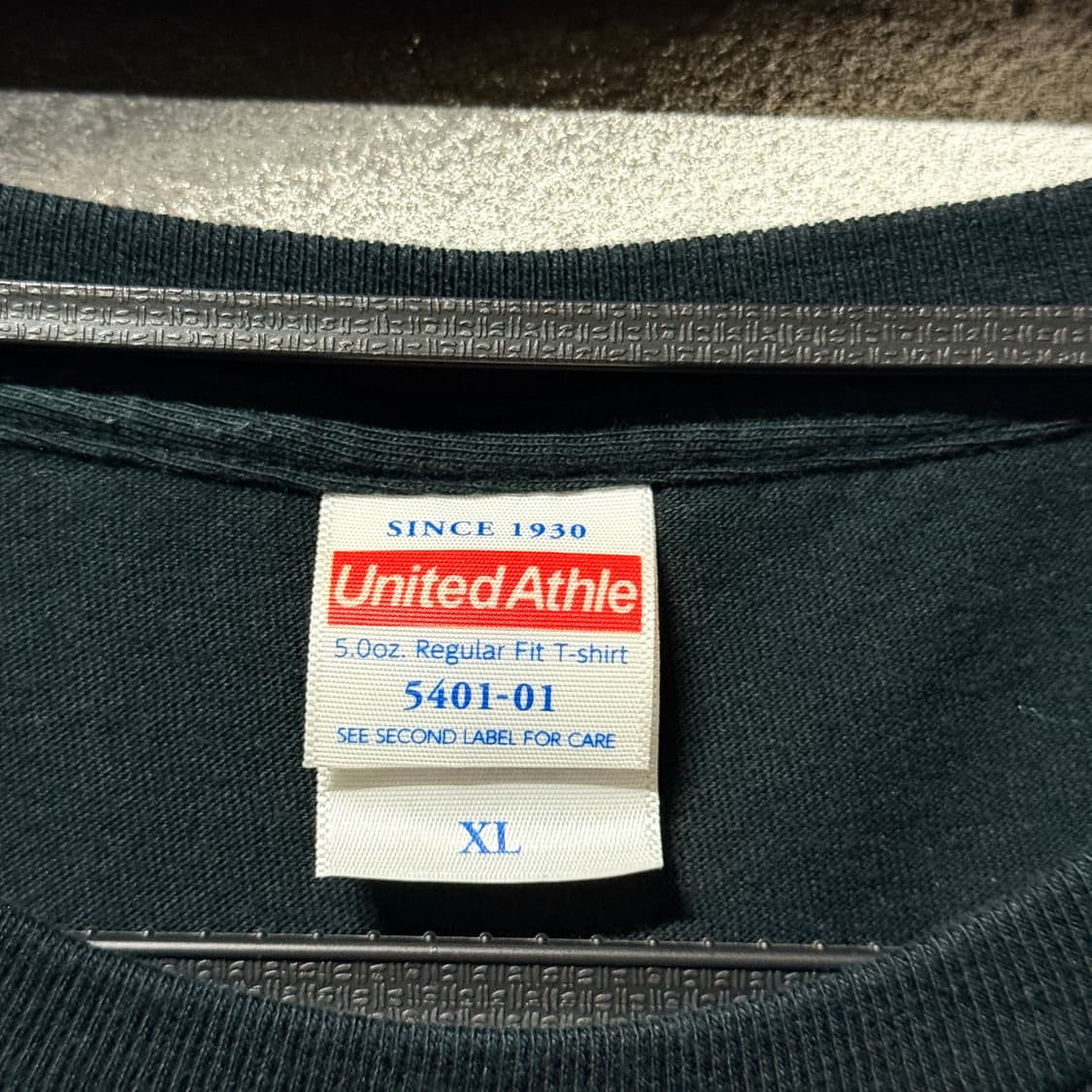 United Athle 카타카나 빅 프린팅 반팔 티셔츠 상품이미지4