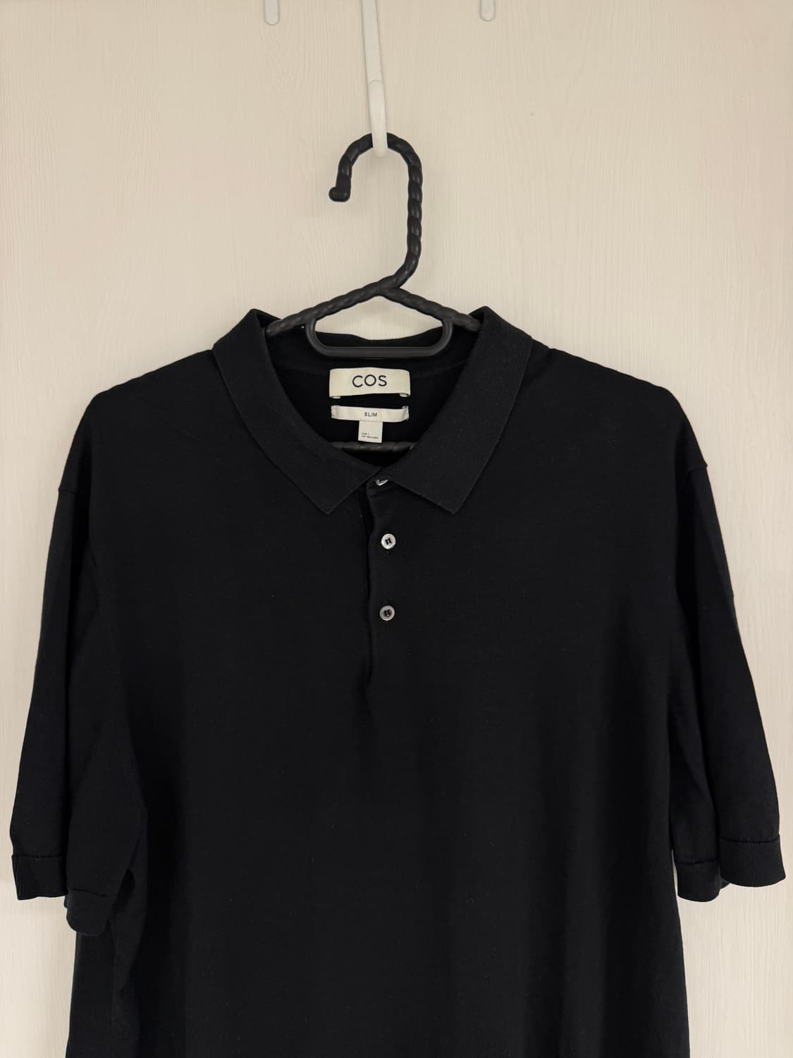 COS 남성 반팔카라티 블랙 L 상품이미지1