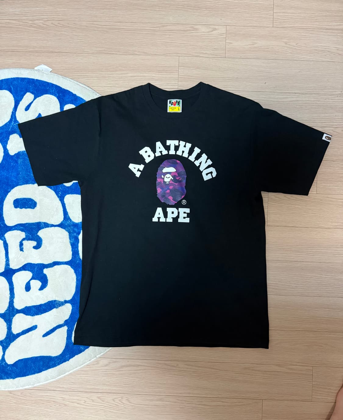 베이프 카모 컬리지 반팔 티셔츠 판매합니다(정품) 상품이미지2