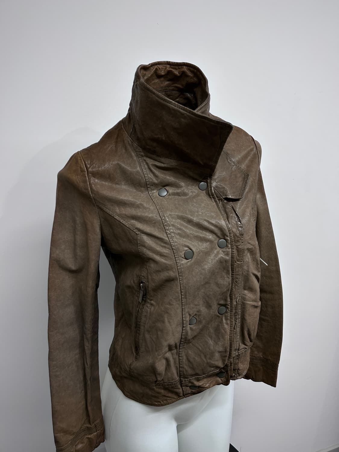 코데즈컴바인 램스킨 비대칭 더블 클로징 자켓 상품이미지5