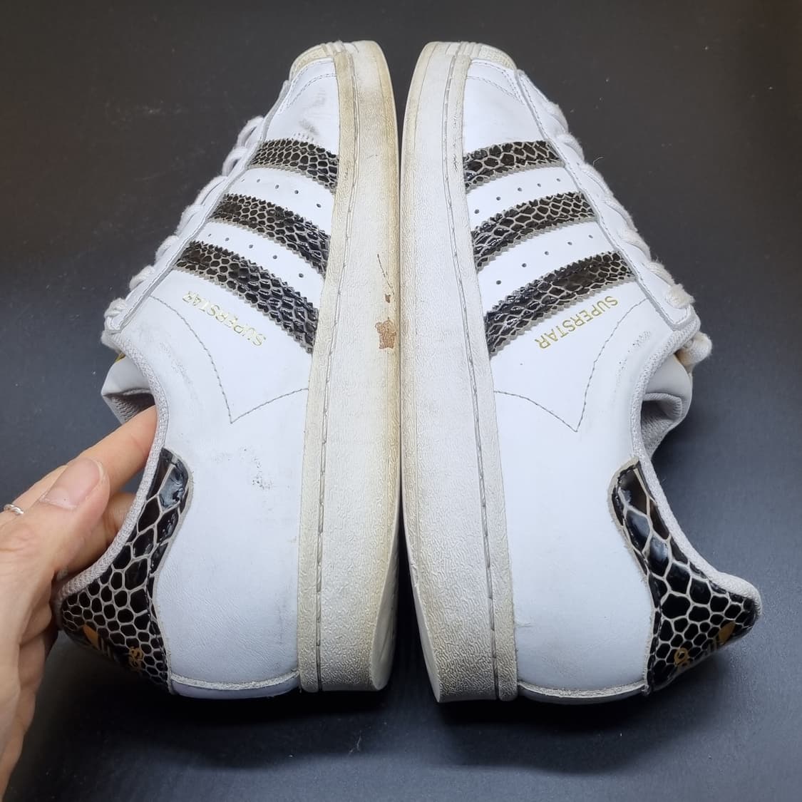 아디다스 슈퍼스타 스네이크 운동화255 상품이미지5