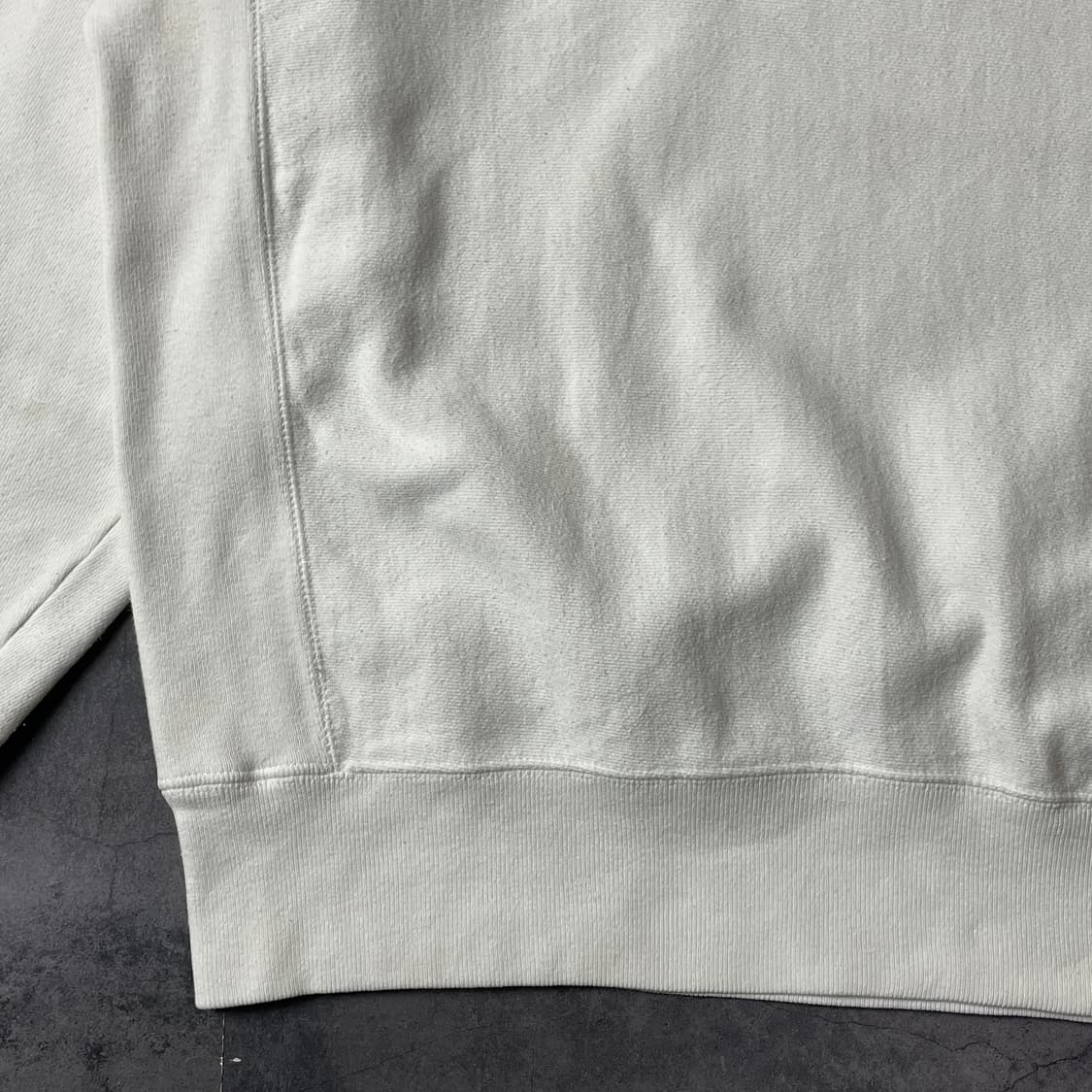 CHAMPION 챔피온 리버스위브 크림 기모 맨투맨 A00495 상품이미지4