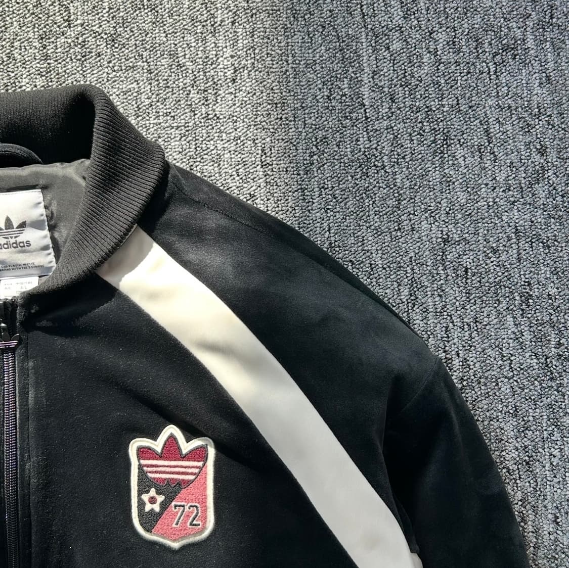 아디다스 안티 유니버시티 바시티 봄버 점퍼  상품이미지3