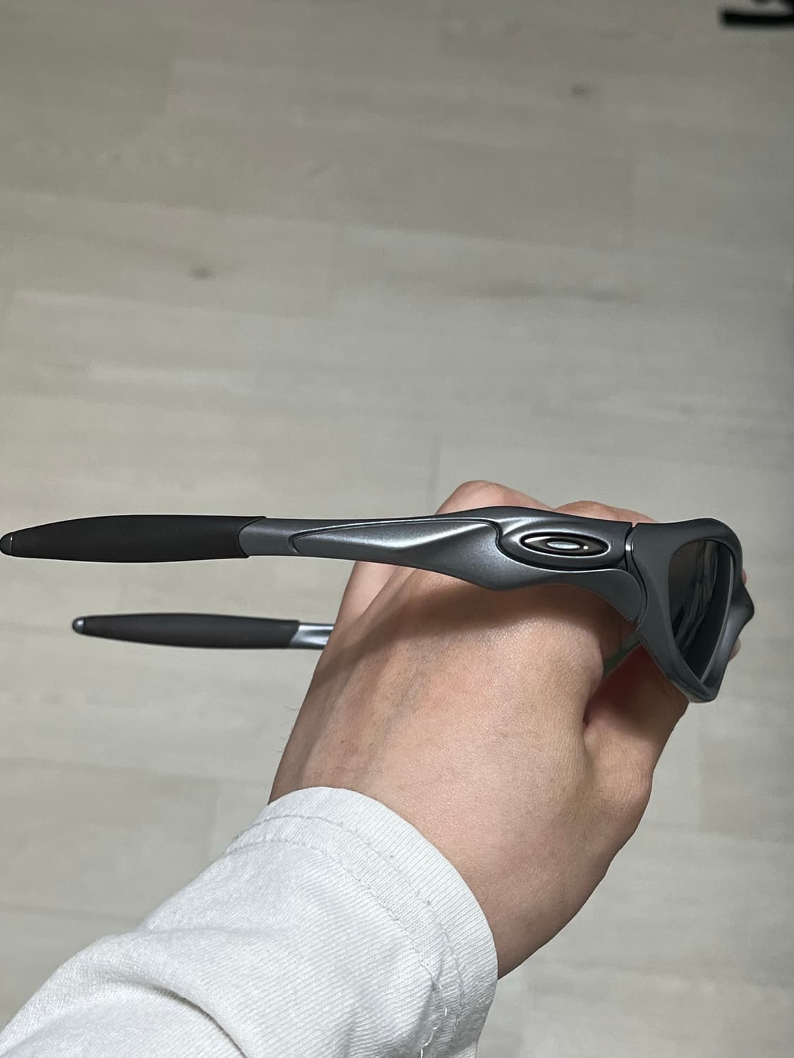 오클리 언노운 unknown 그레이 상품이미지2