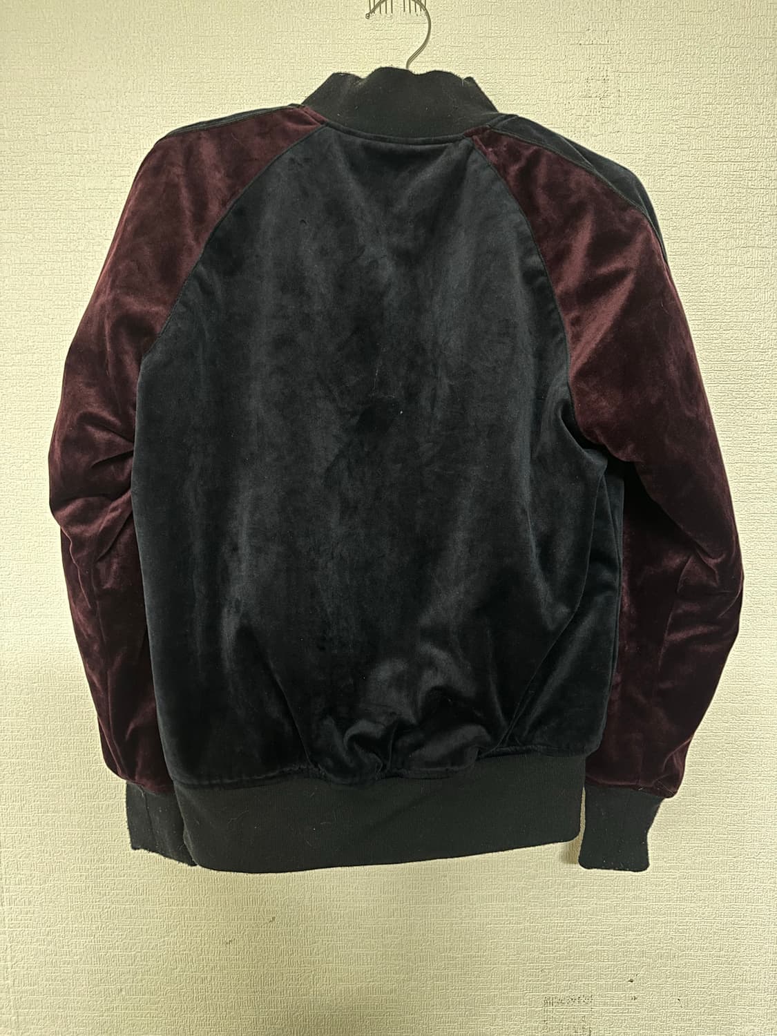 바이올렛 버건디 벨벳 배색 블루종 상품이미지3