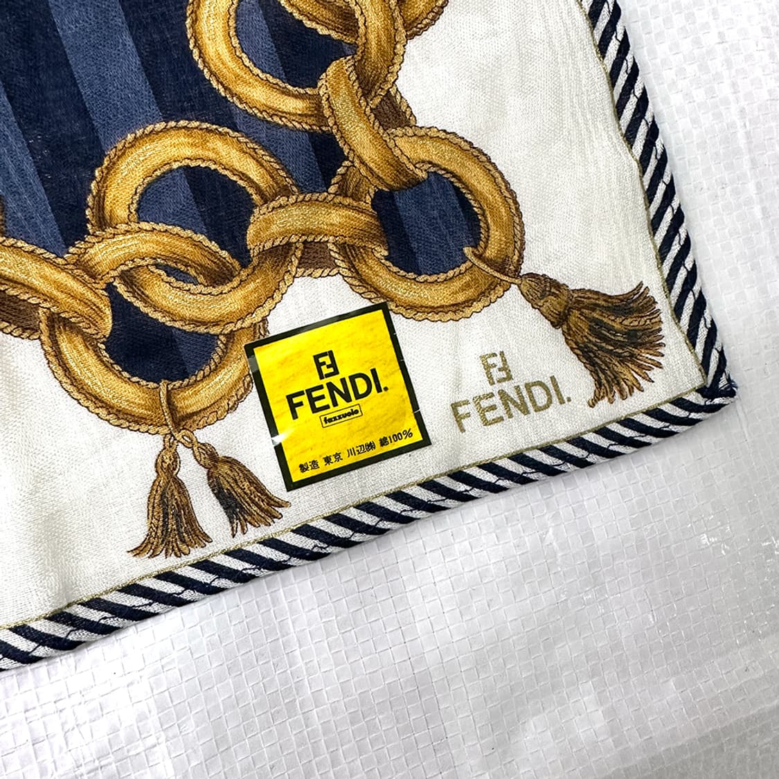 펜디 팬디 코튼 그래픽 프린팅 쁘띠 스카프 손수건 정품 새상품 상품이미지3