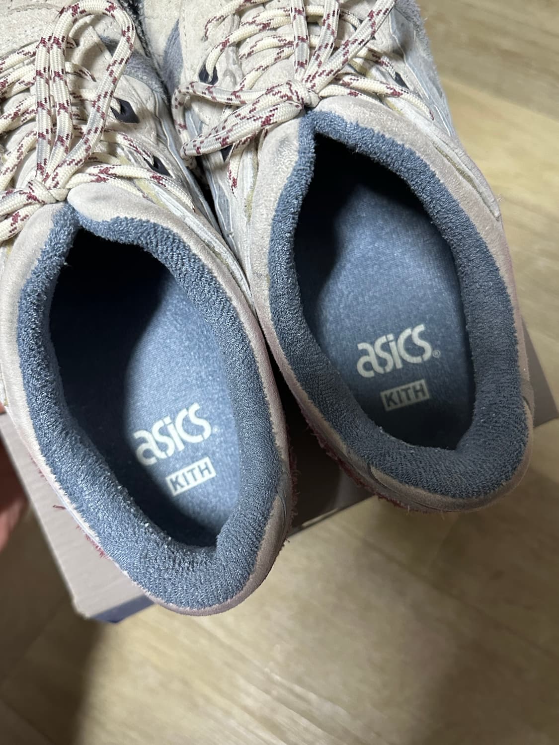 아식스 x 키스 젤 라이트 3 리마스터드 서울 크림 상품이미지7