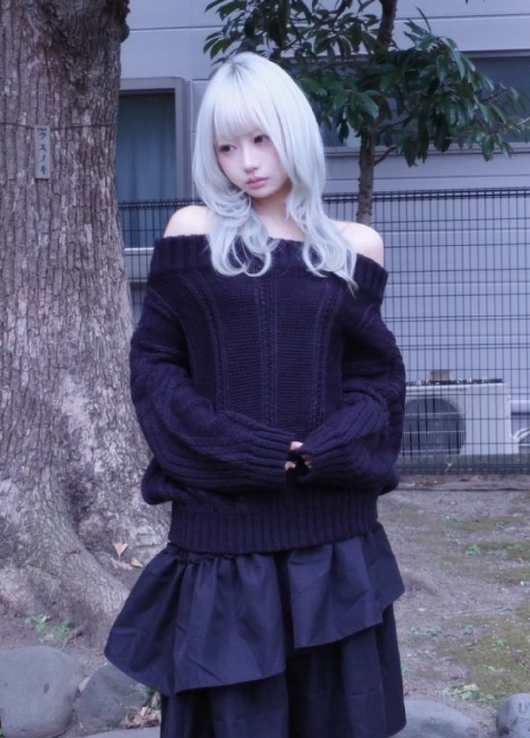 슈미 꽈배기 오프숄더 니트 새상품 상품이미지1