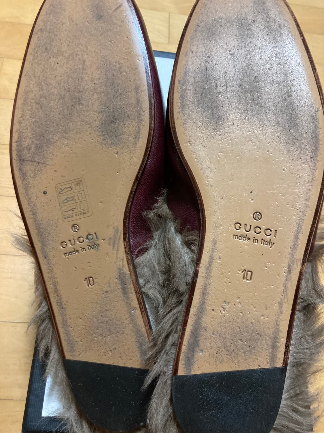 구찌 퍼 블로퍼 버건디 상품이미지4