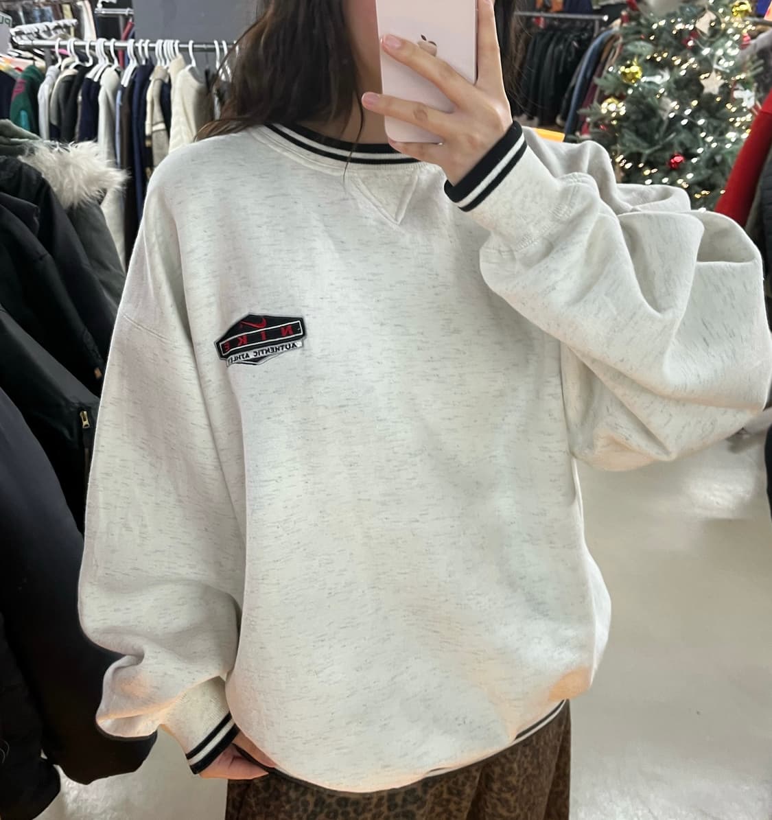 나이키 00's 맨투맨 상품이미지2