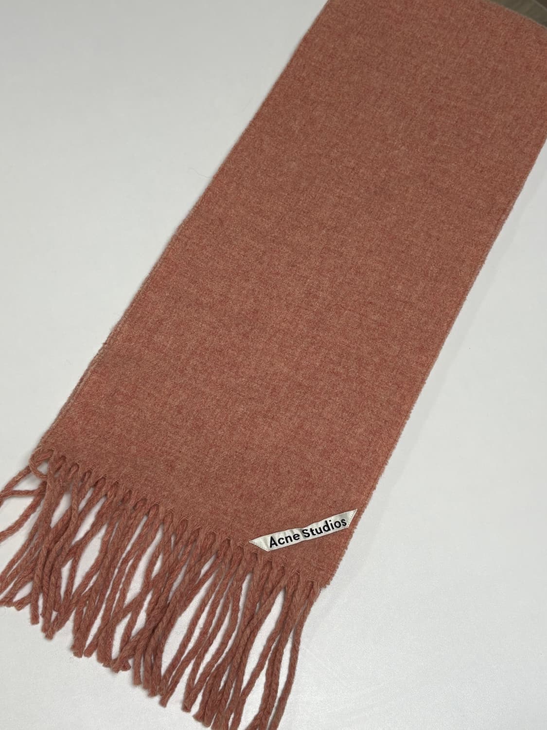 아크네스튜디오 울 머플러 로즈 멜란지 상품이미지1