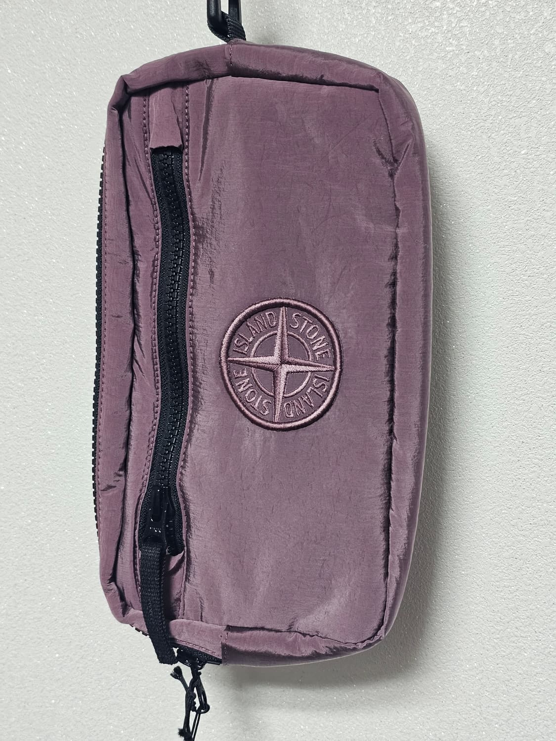 스톤아일랜드 나일론 메탈 파우치 (새상품) 상품이미지2