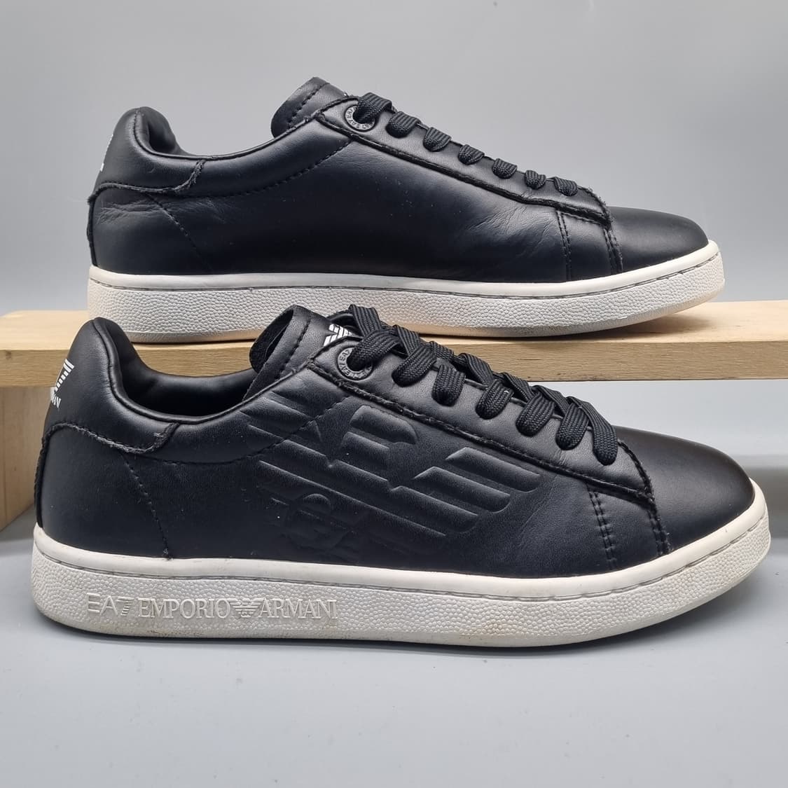 엠포리오아르마니 클래식 여성스니커즈240 상품이미지1