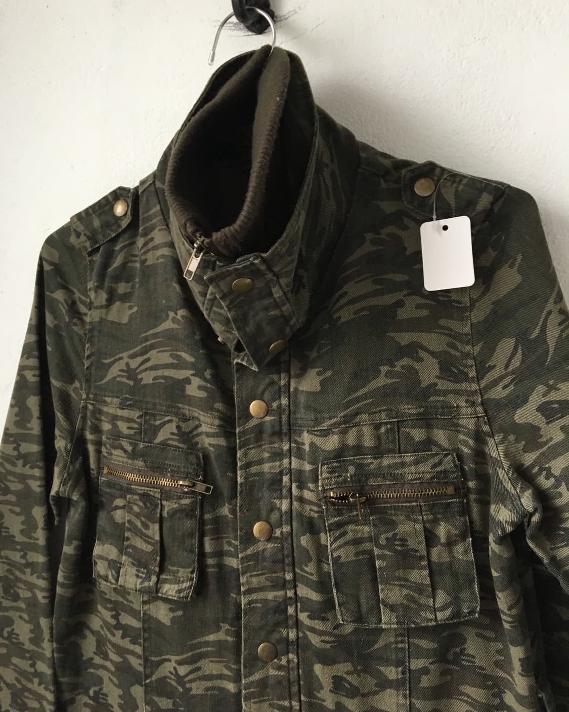 Camo pattern high neck belted jacket 상품이미지3