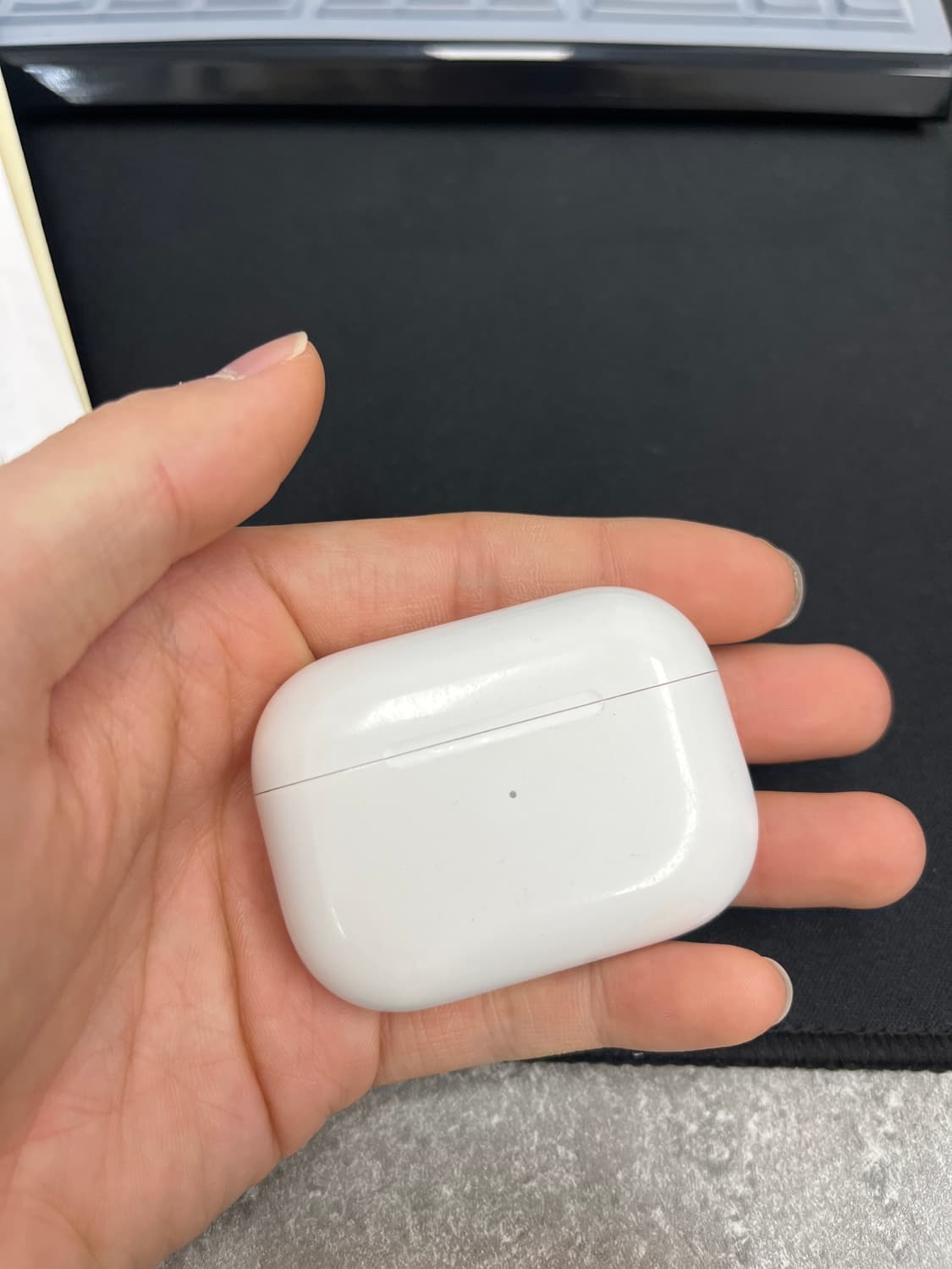 에어팟프로 2세대 팔아요 상품이미지1