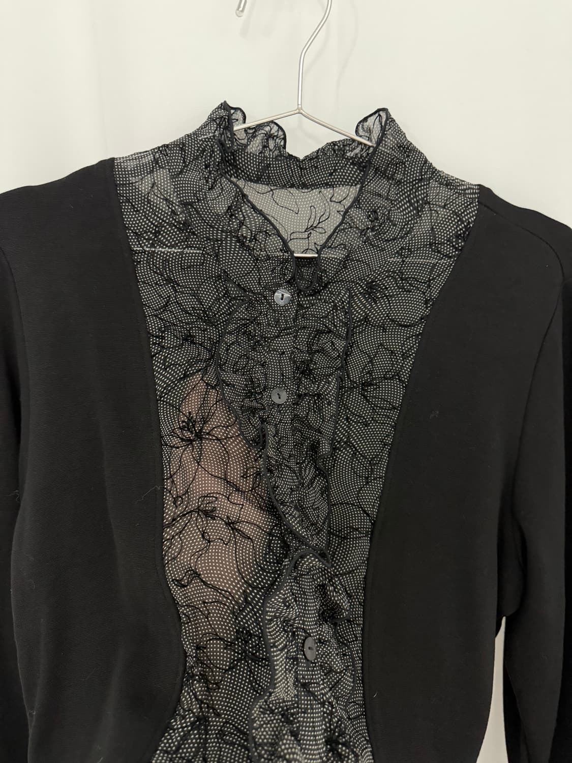 Frill dot cardigan 상품이미지3