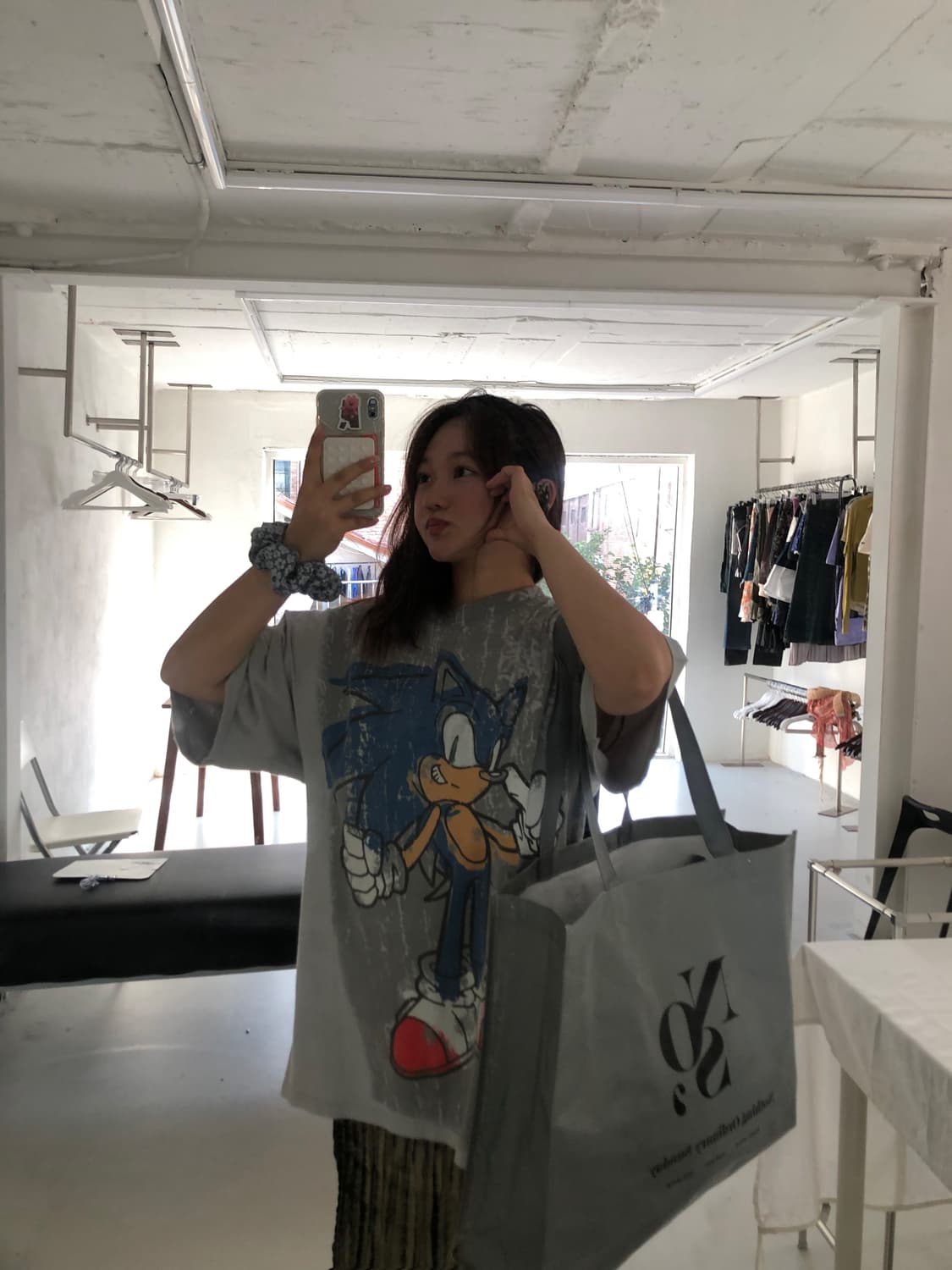 Sonic the hedgehog gray t  상품이미지4
