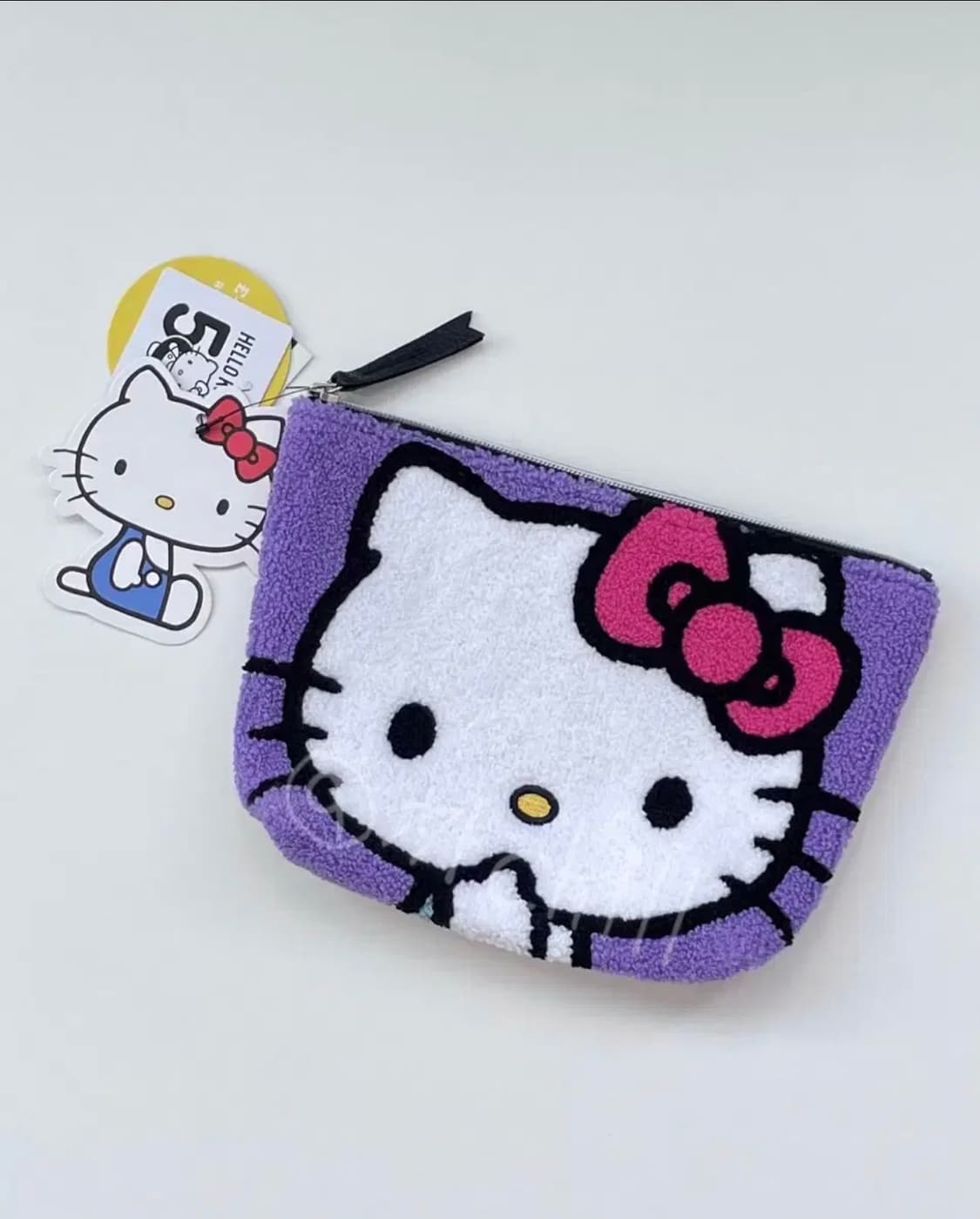 헬로키티 50주년-키티 파우치 상품이미지1