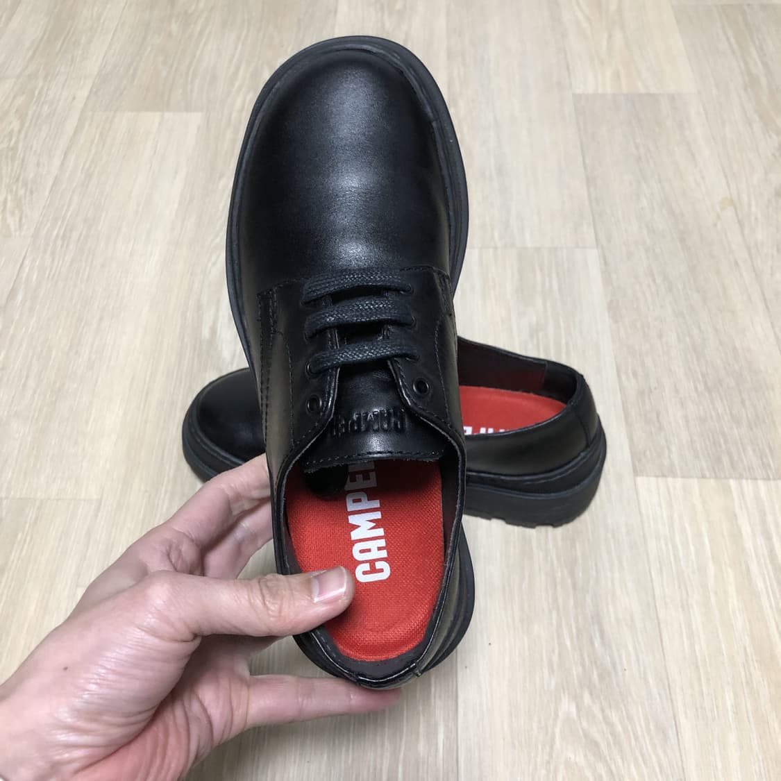 (225) 캠퍼 CAMPER 브루투스 트랙 미쉐린 아웃솔 더비 슈즈 블랙 상품이미지6