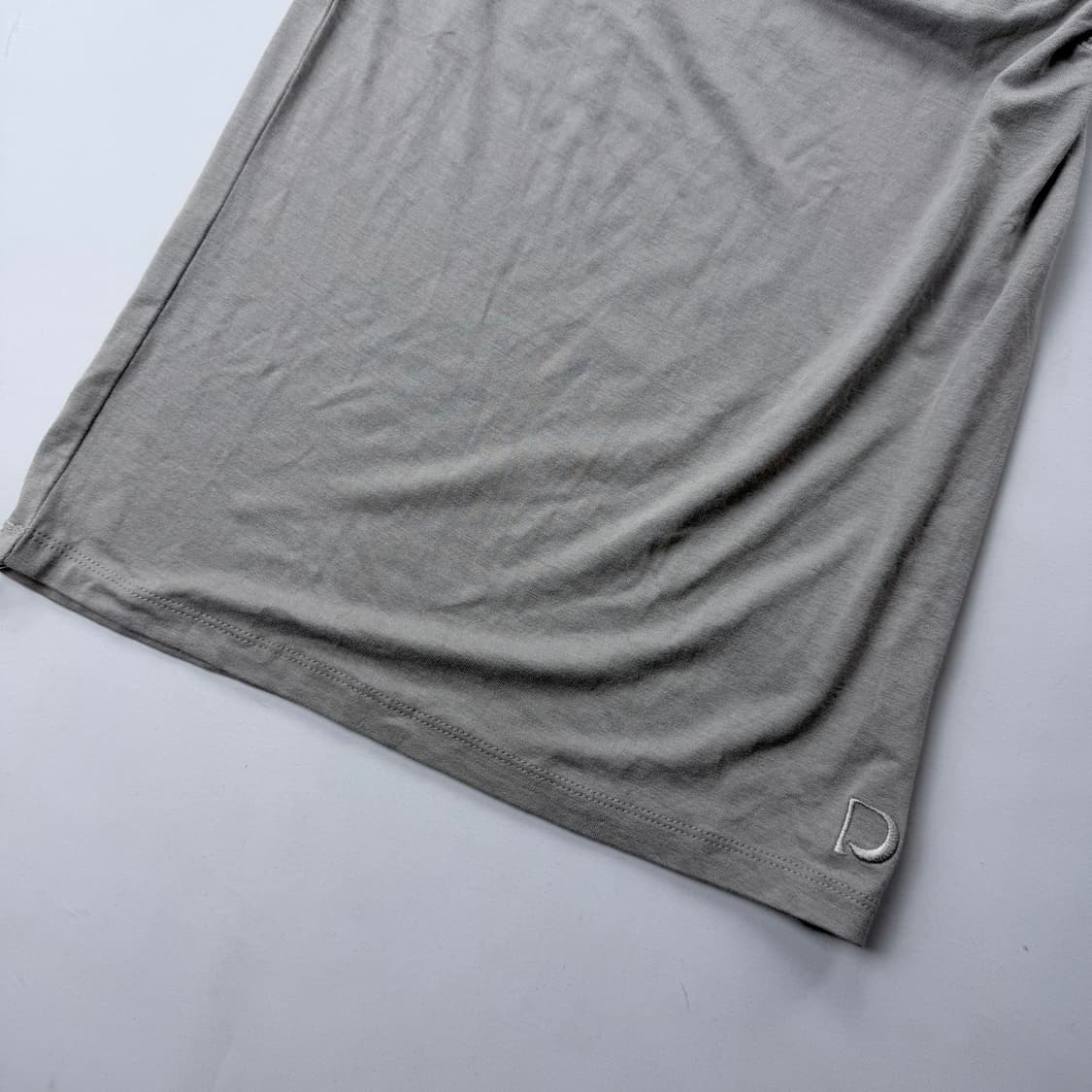 폴리수엠 fling top grayish beige 상품이미지5