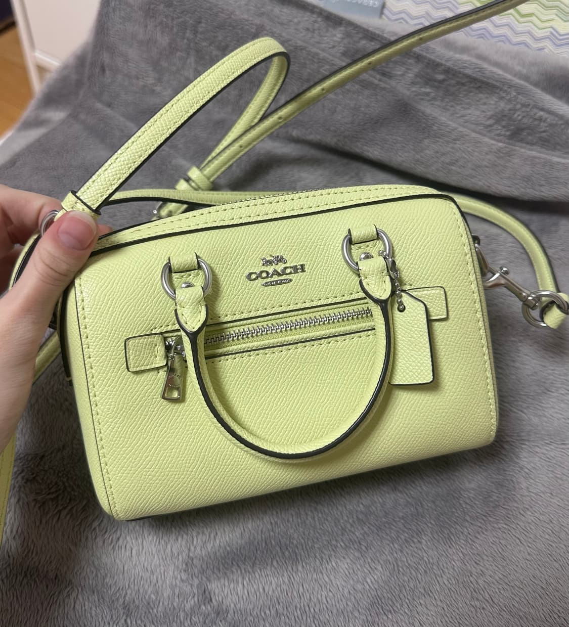 코치 미니 로완 크로스바디백 상품이미지2