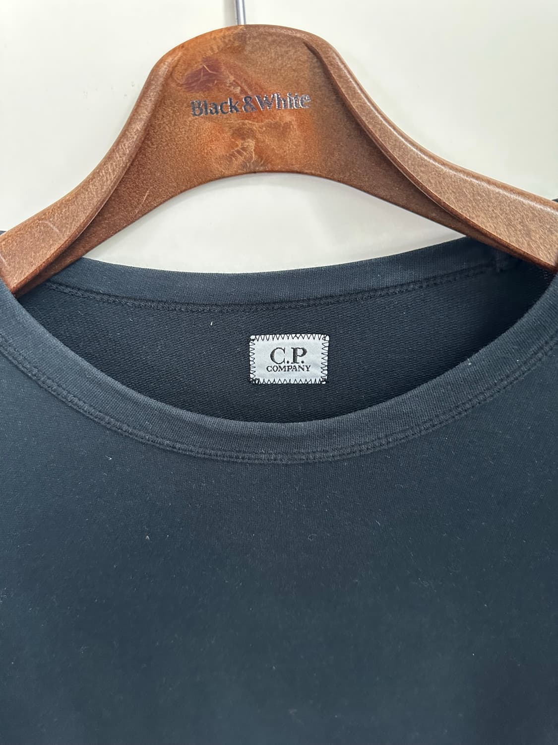 씨피컴퍼니 렌즈 블랙 긴팔 Xl(105-110)정품 상품이미지5