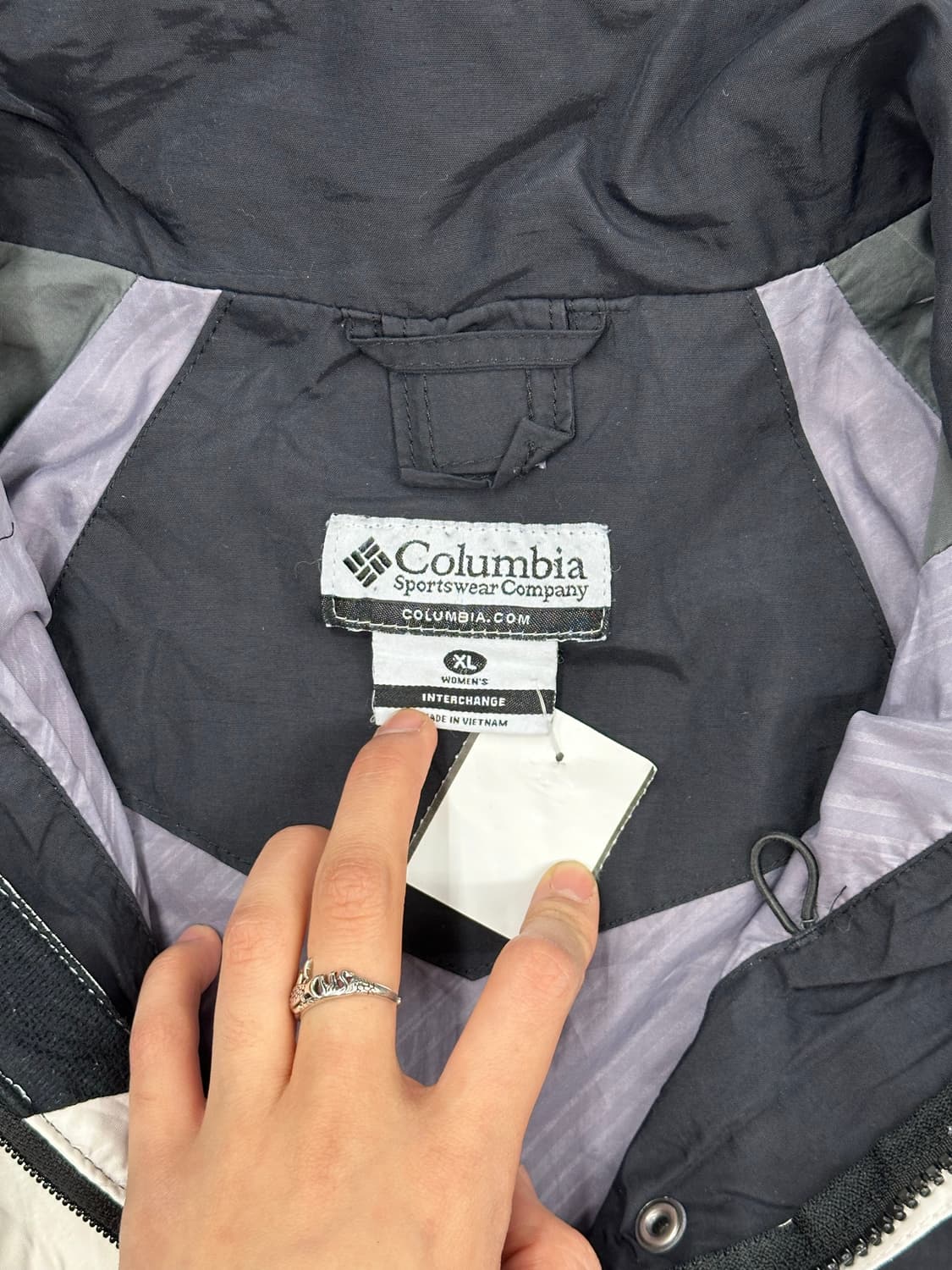 XL)콜롬비아 Columbia 버튼 디테일 블랙 바람막이 상품이미지4