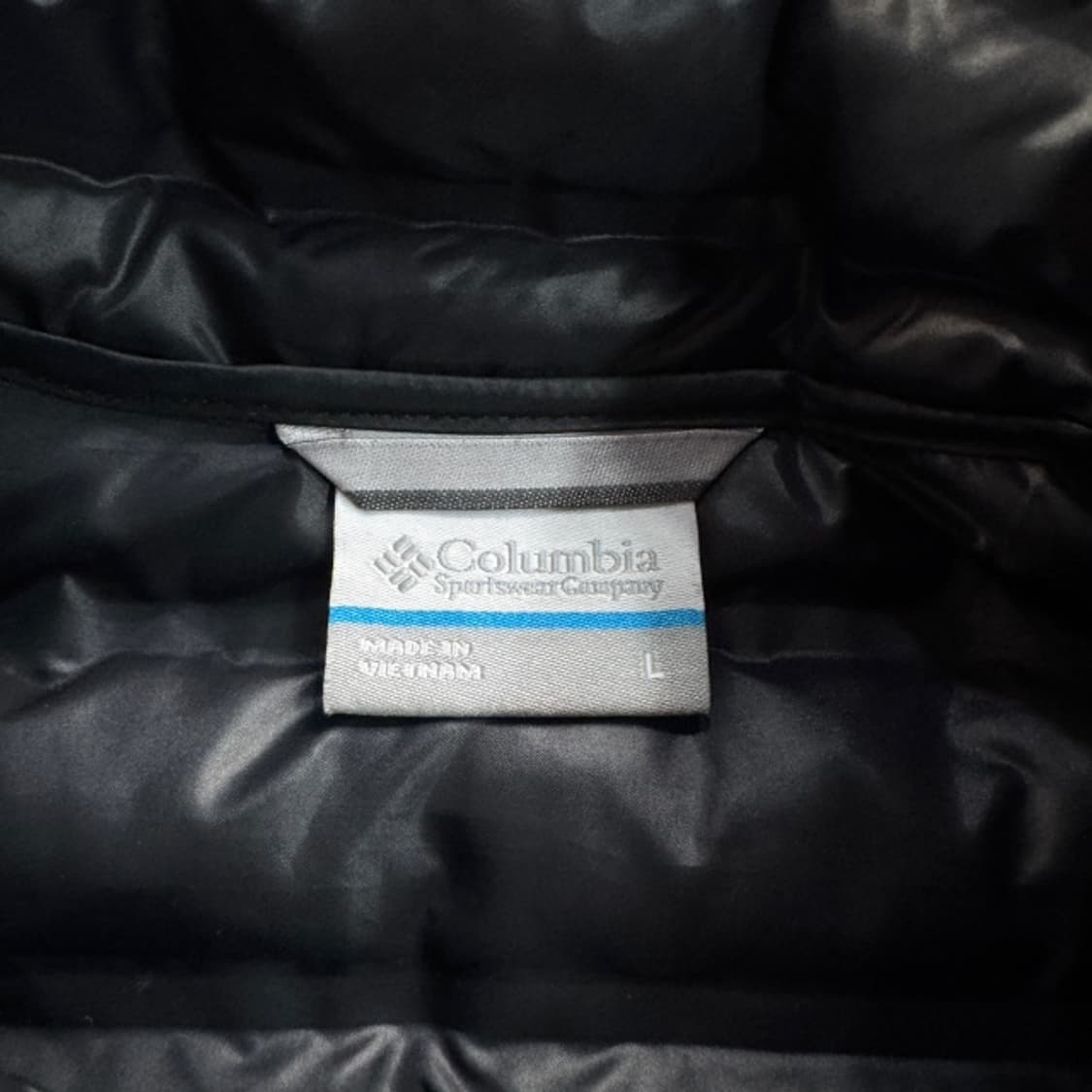100 컬럼비아 경량 패딩 새상품급 상품이미지3