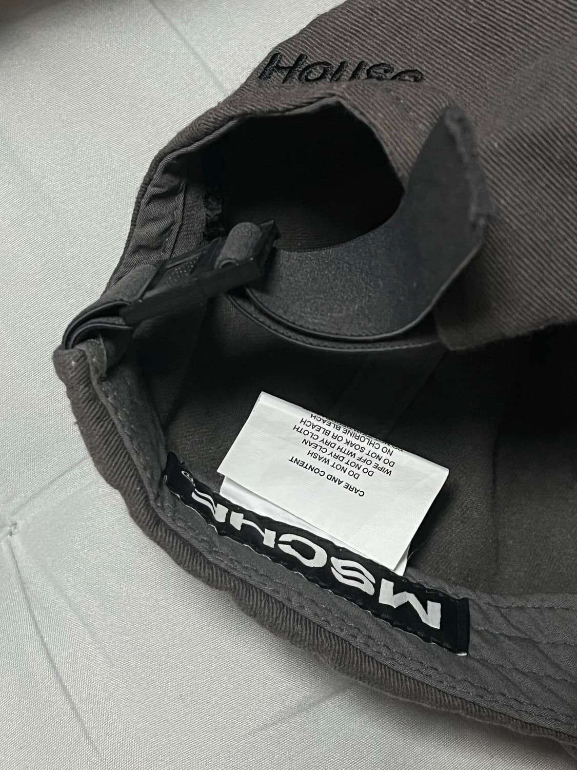 미스치프 하우스 볼캡 차콜 상품이미지4