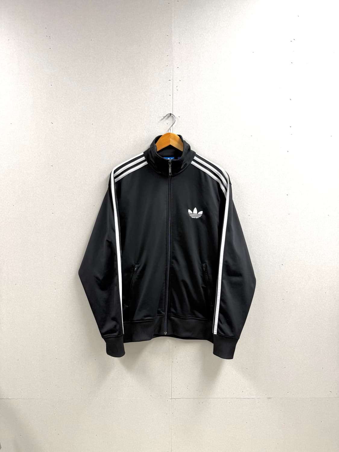 남성 105 / 아디다스 파이어버드 져지 집업 블랙 상품이미지1