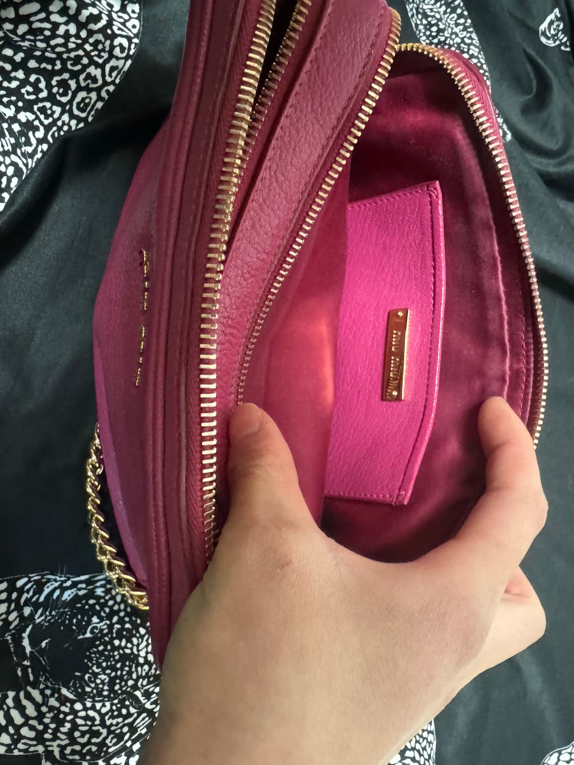 미우미우 가죽백 상품이미지9